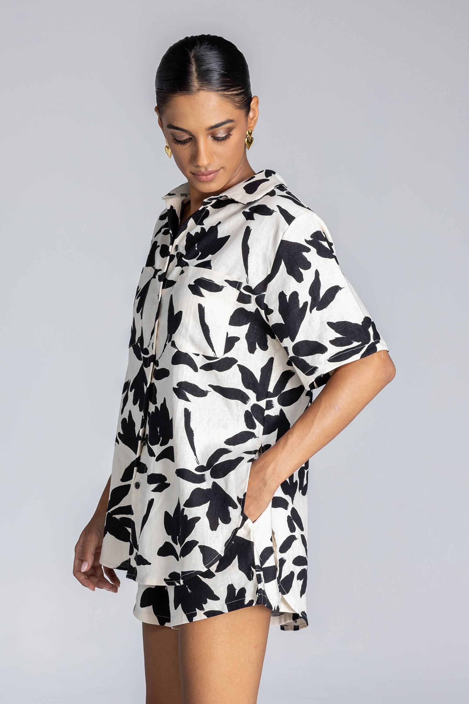 Felix Shirt - Ivory with Black Floral