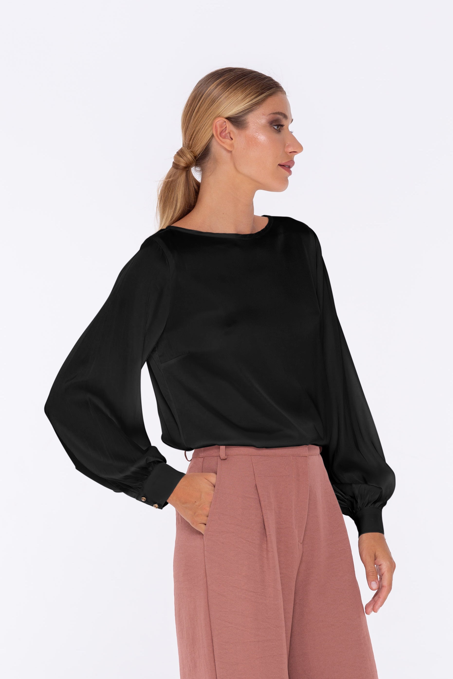 Martena Top - Black