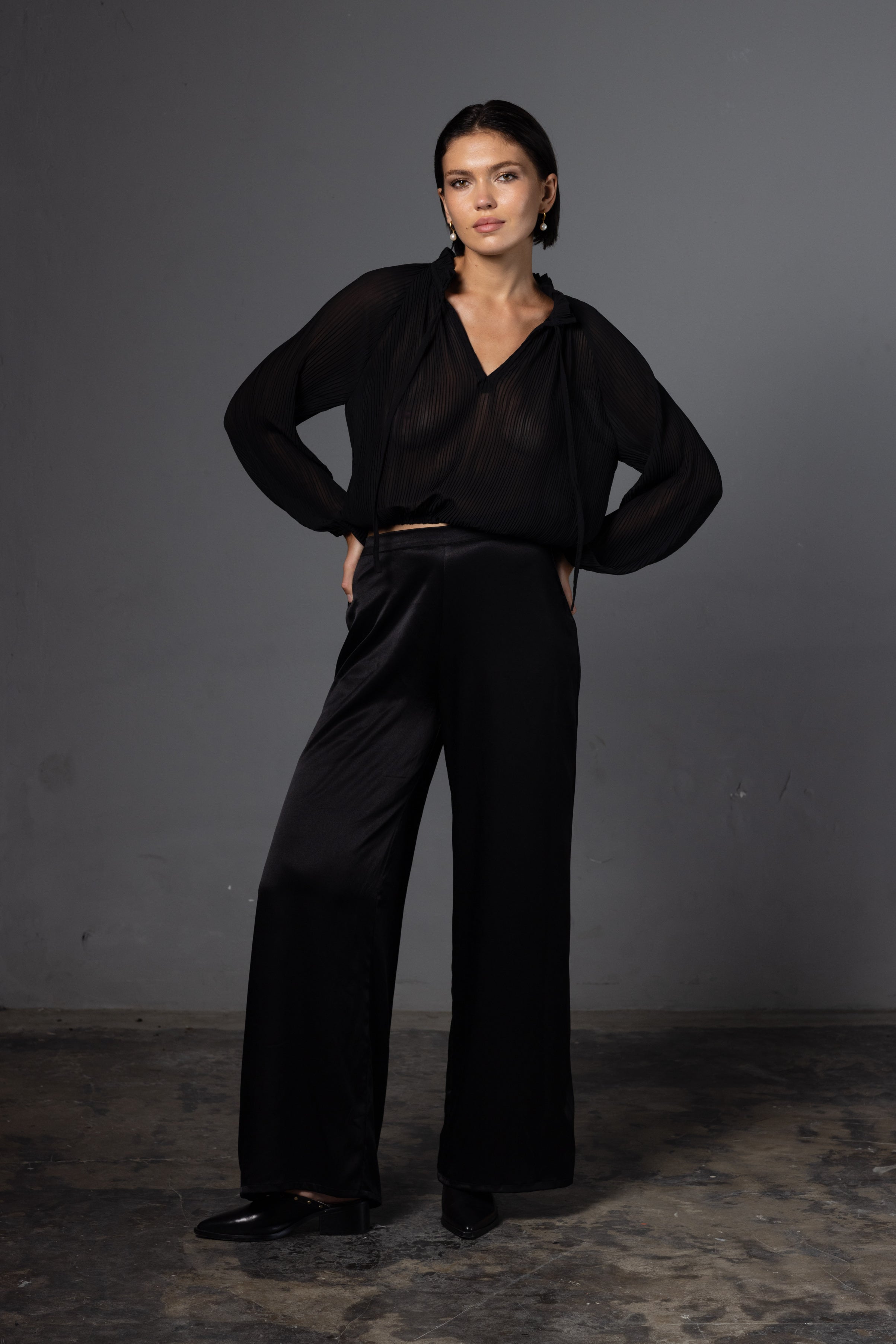 Satin Fever Pant - Black