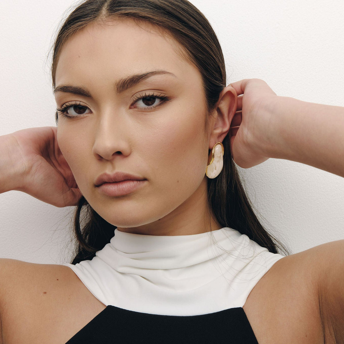 Castel & Co | Ada Earring | White
