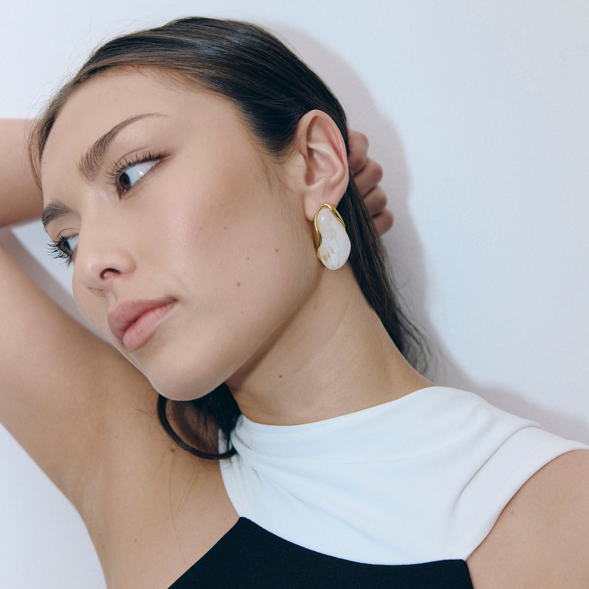 Castel & Co | Ada Earring | White