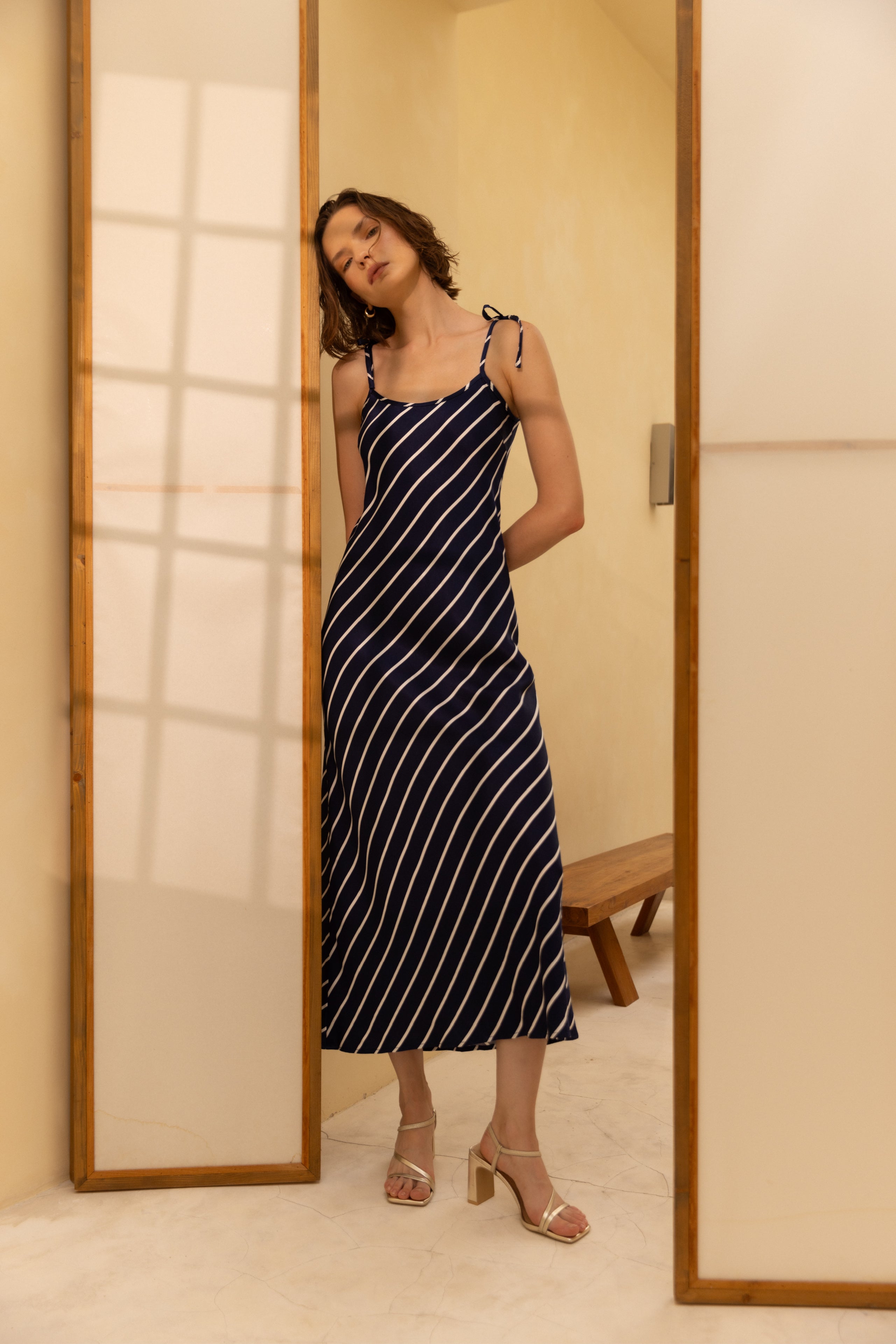 Bow Slip - Navy with White Diagonal Pinstripe