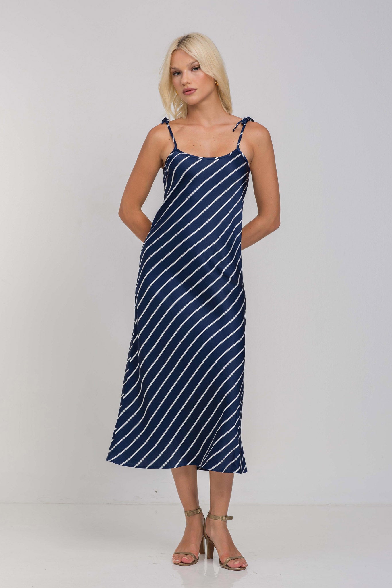 Bow Slip - Navy with White Diagonal Pinstripe