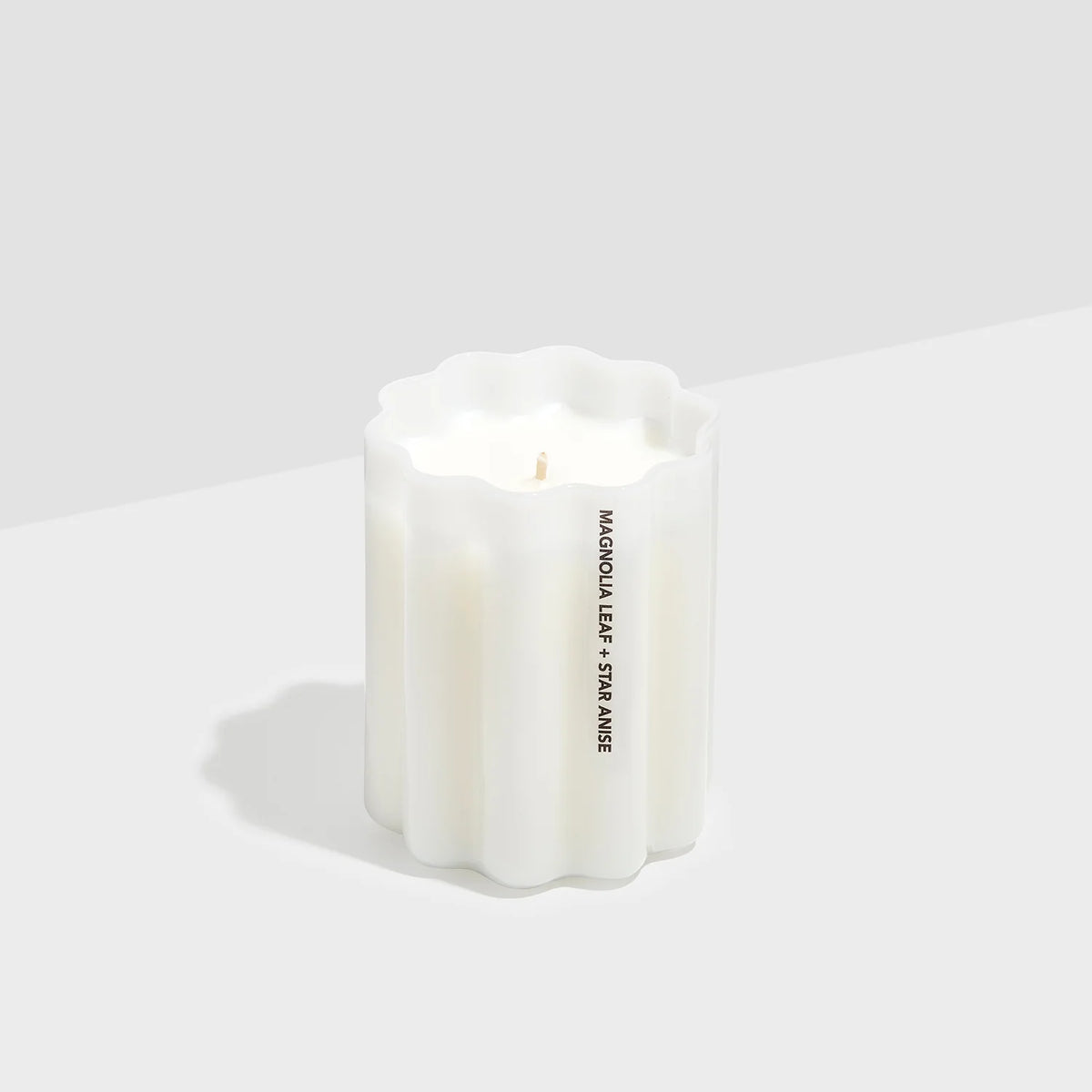 Fazeek | Wave Candle | Magnolia Leaf + Star Anise
