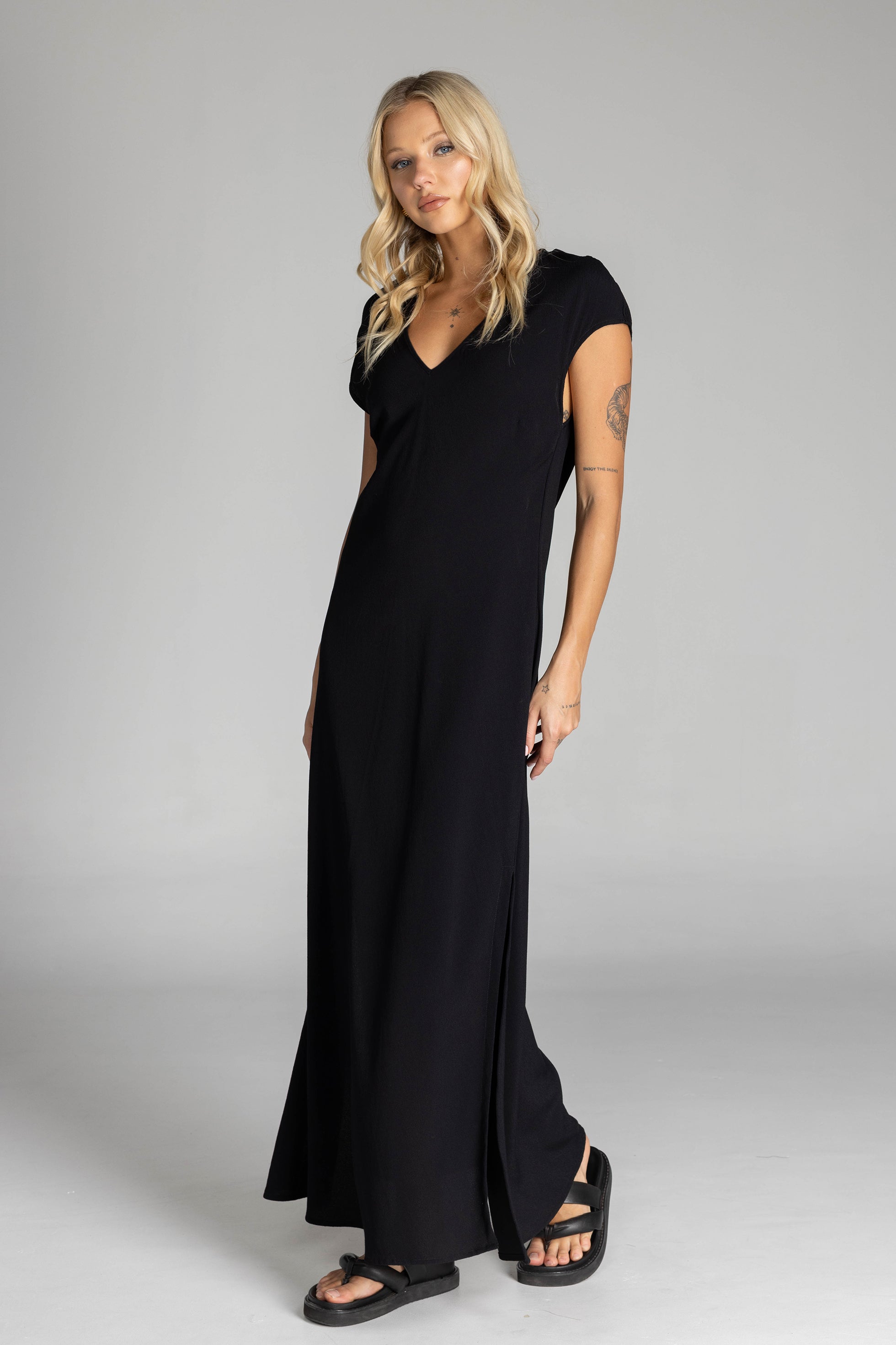 Deep In My Heart Dress - Black