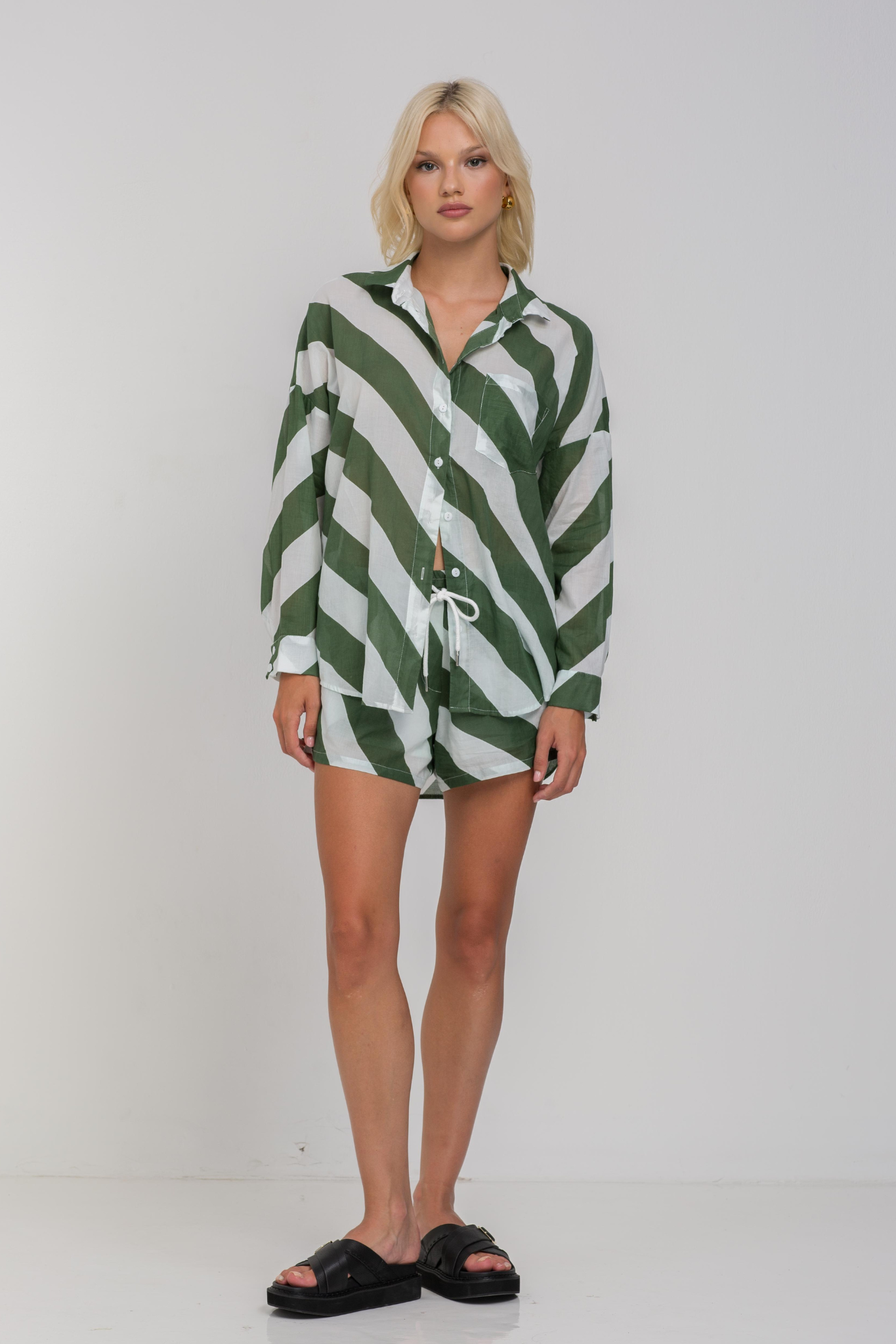 Luca Short - Dried Mint/Ivory Diagonal Stripe