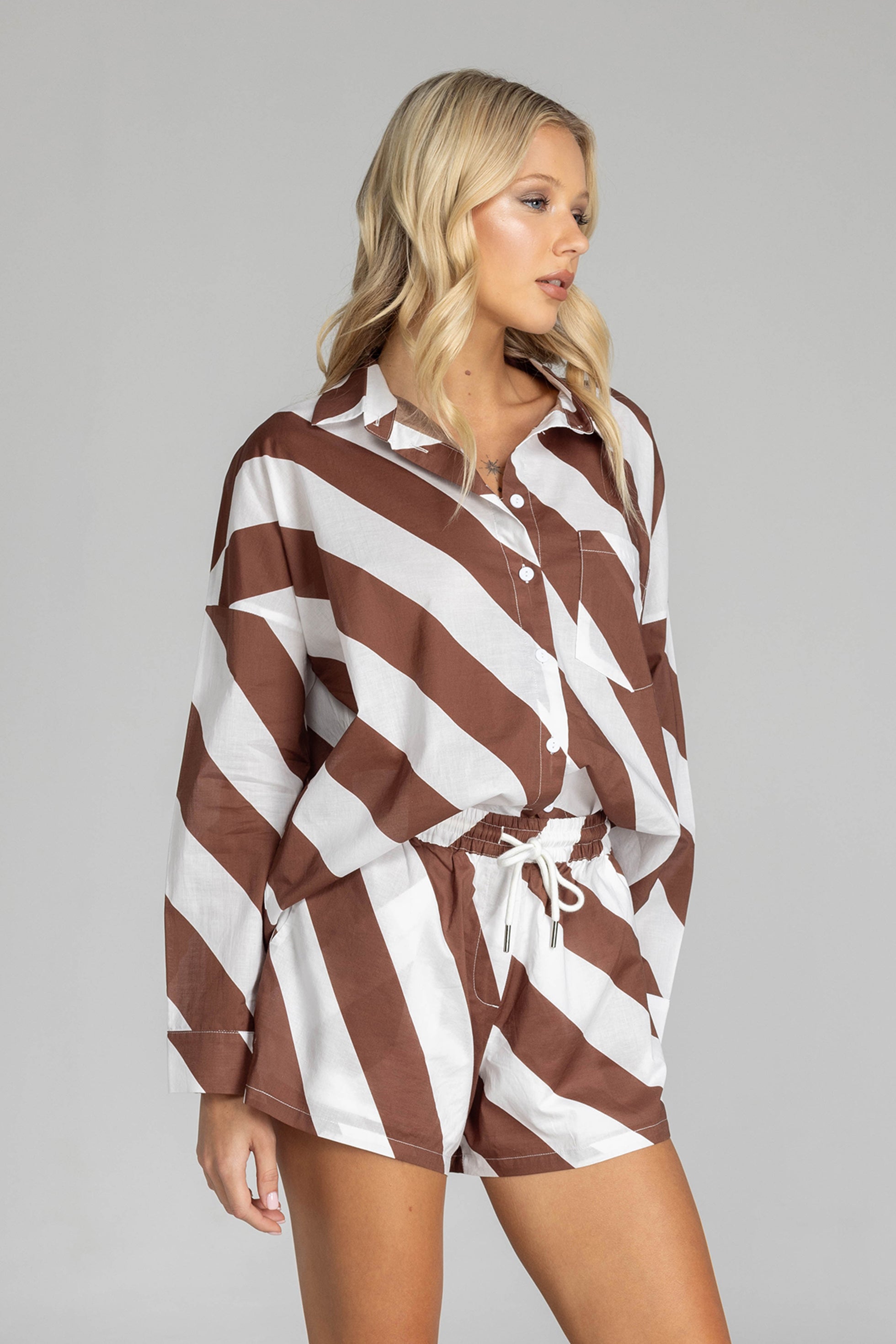 Defiant Shirt - Chocolate/White Diagonal Stripe