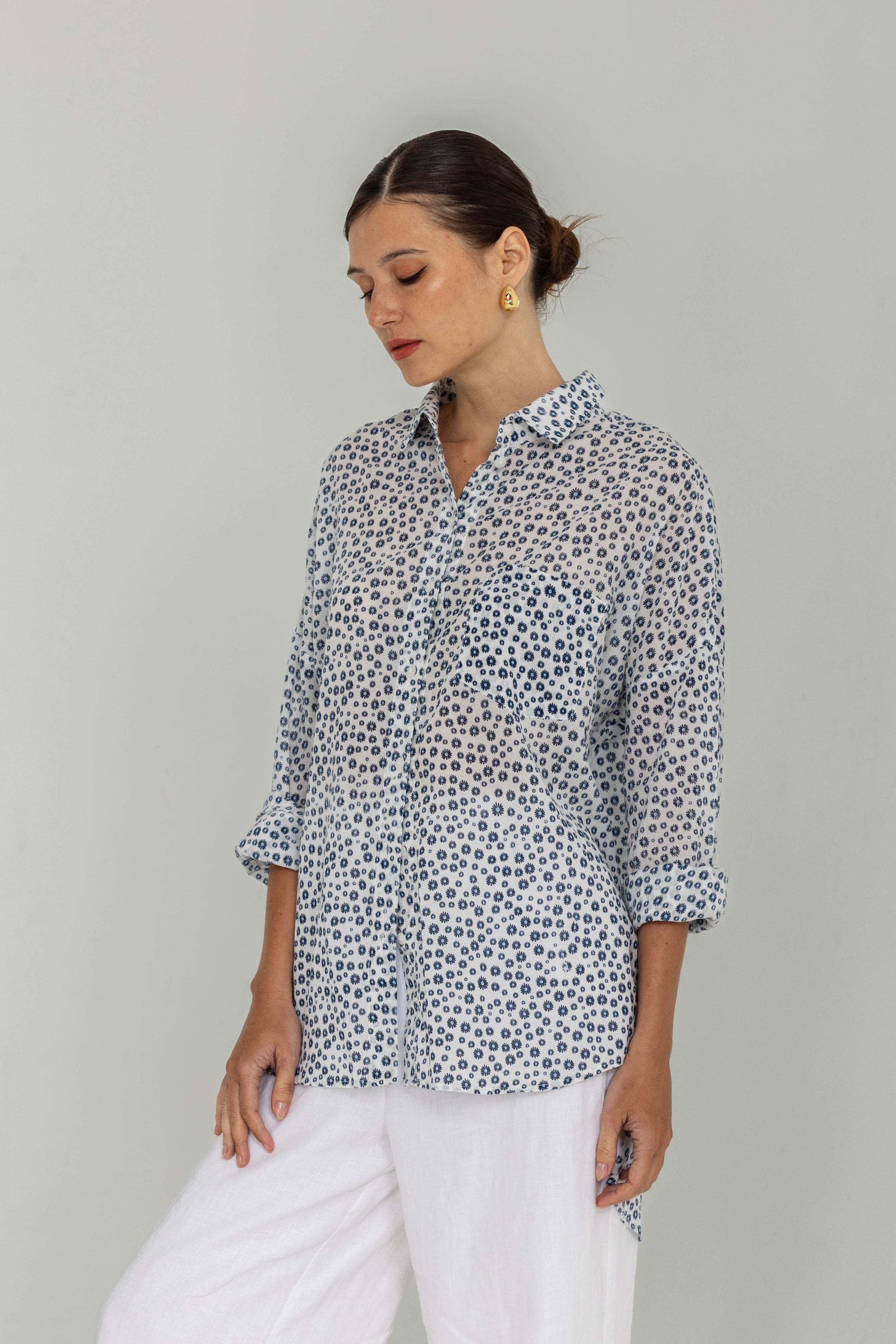 Defiant Shirt - Ivory with Dark Sky/Blueberry Bliss/Black Mini Peppa Hart Floral
