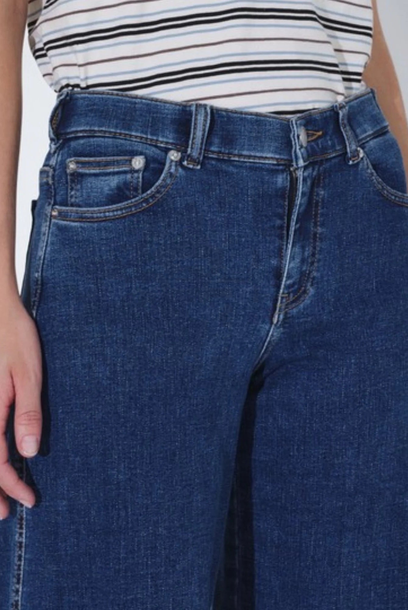 Dr Denim - Zila Low Wide (Tall) Jeans - Vale Mid Plain