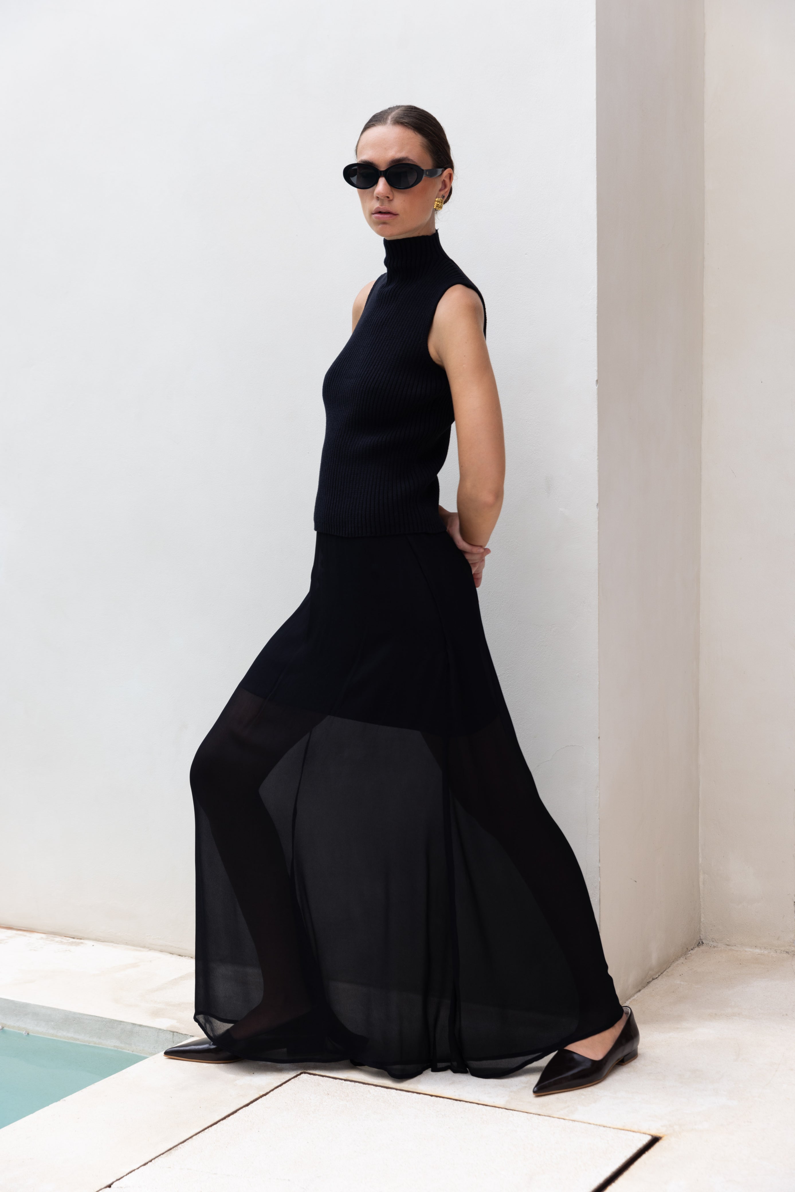 Electric Moments Skirt - Black