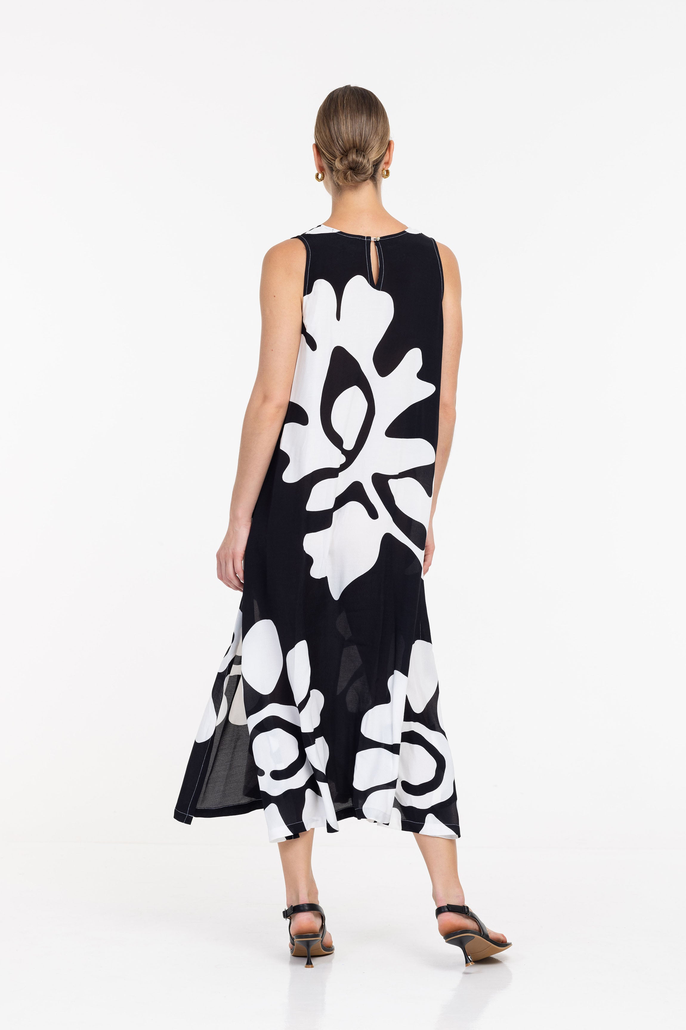 Finally Here Dress - Exclusive Black/White Flower Print