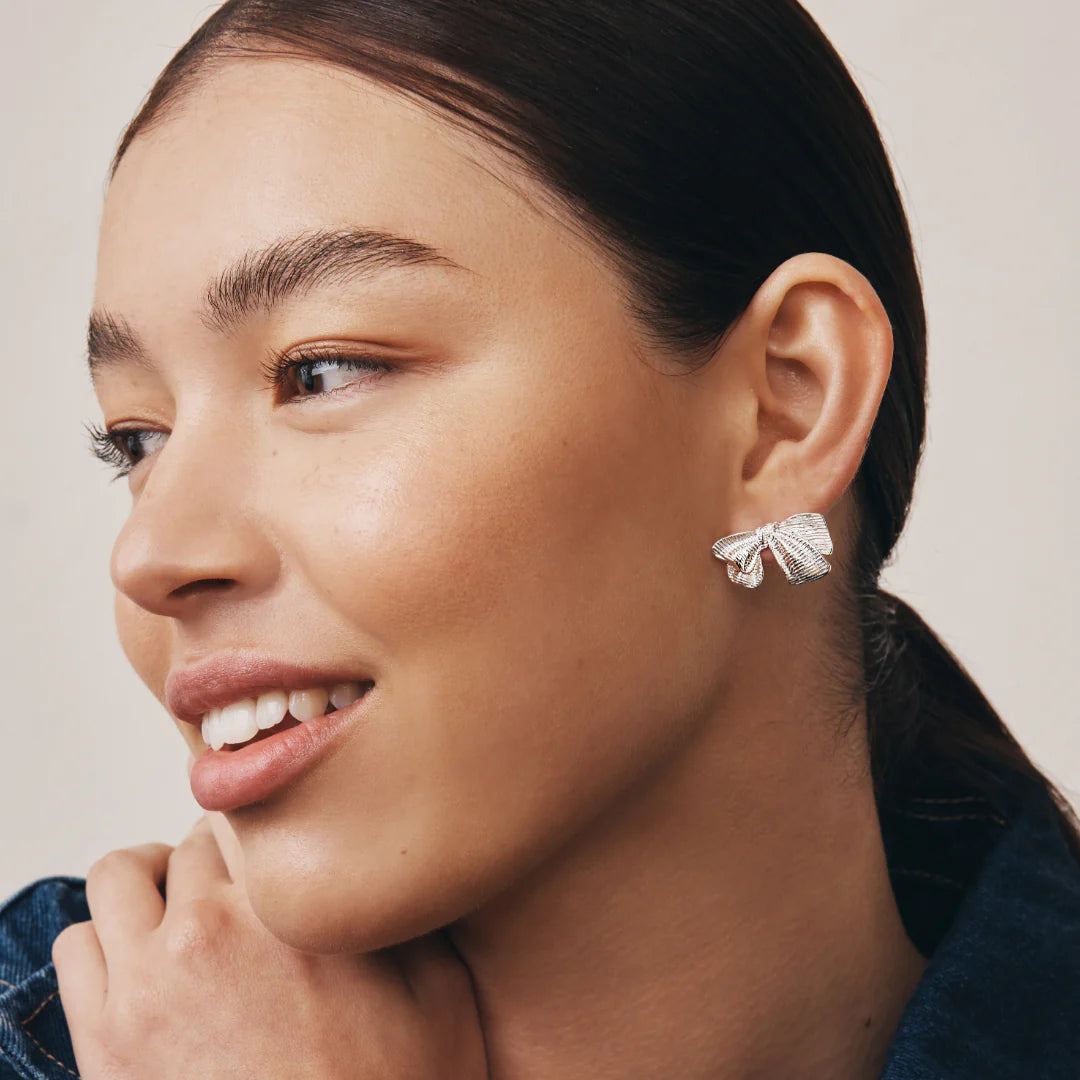 Gimme - Zara Bow Silver Earrings