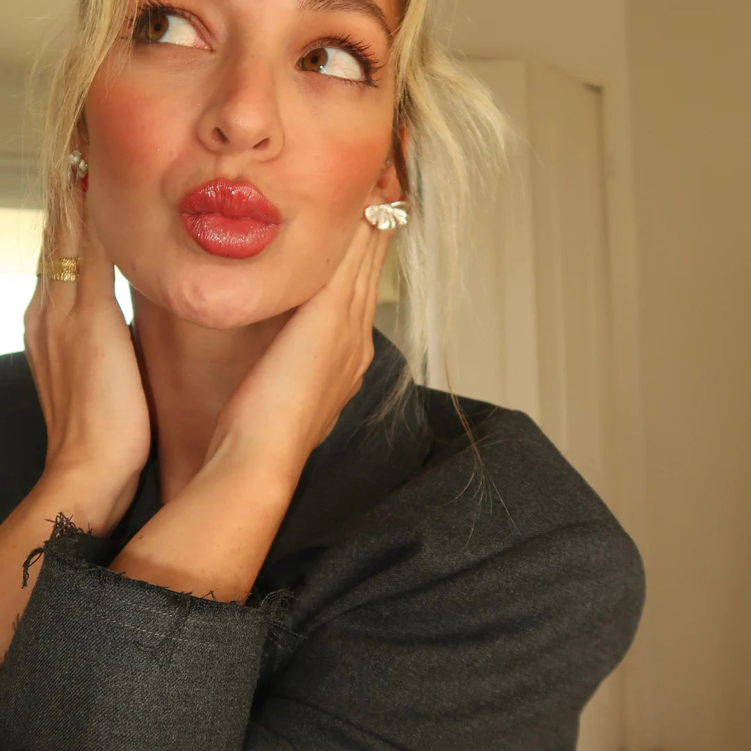 Gimme - Zara Bow Silver Earrings