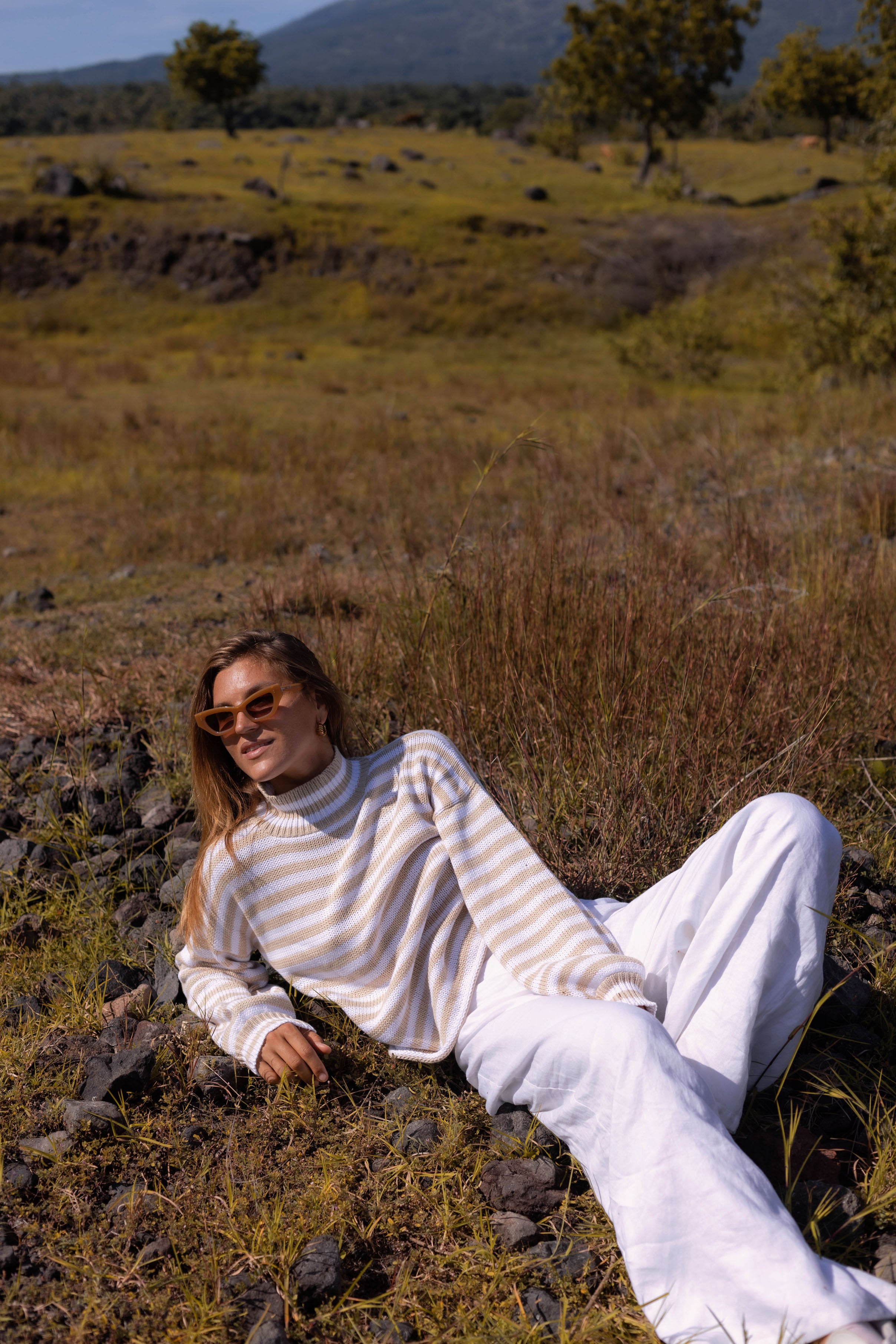Hold Me Back Jumper - Camel/White Stripe