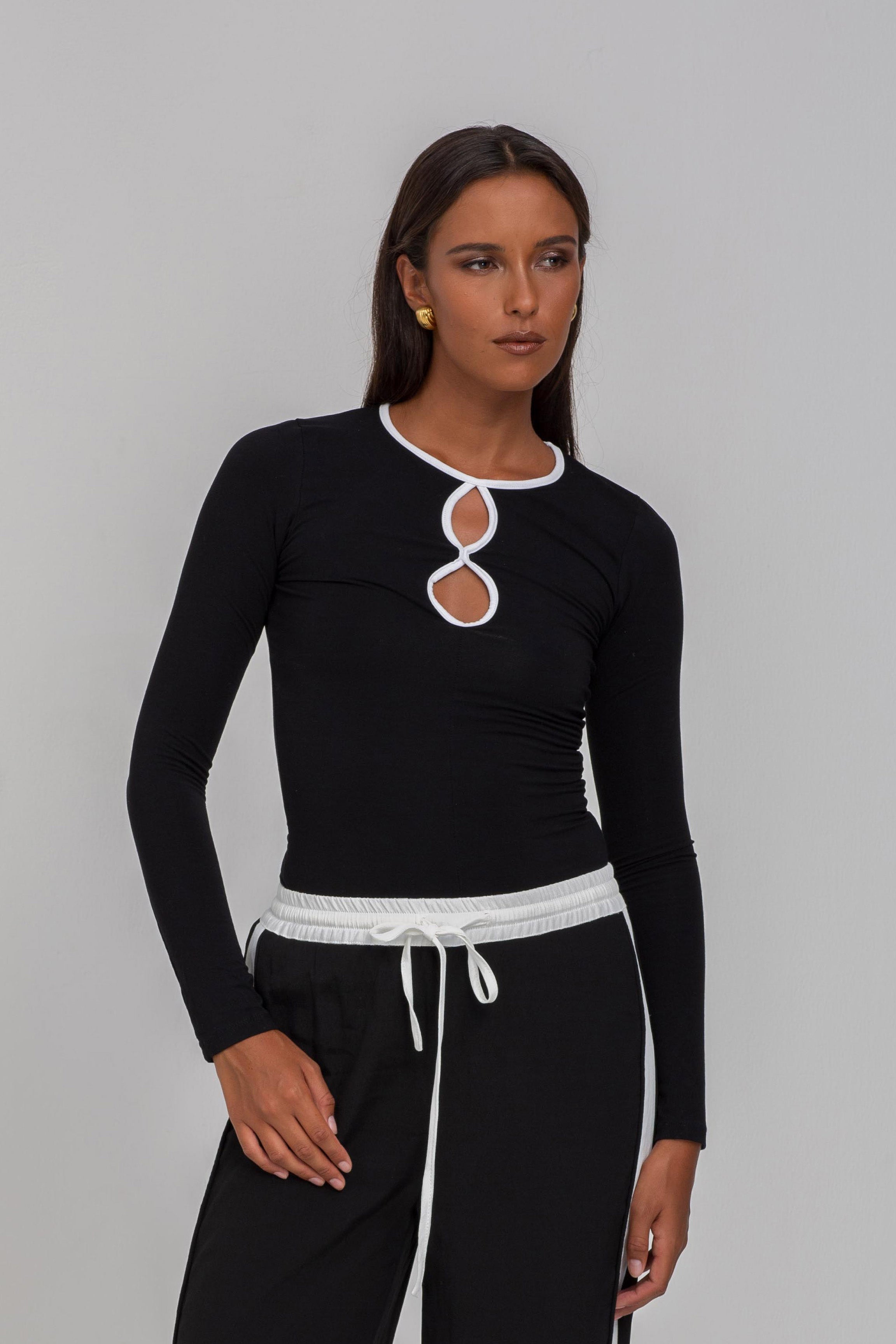Infinity Top - Black with White Binding
