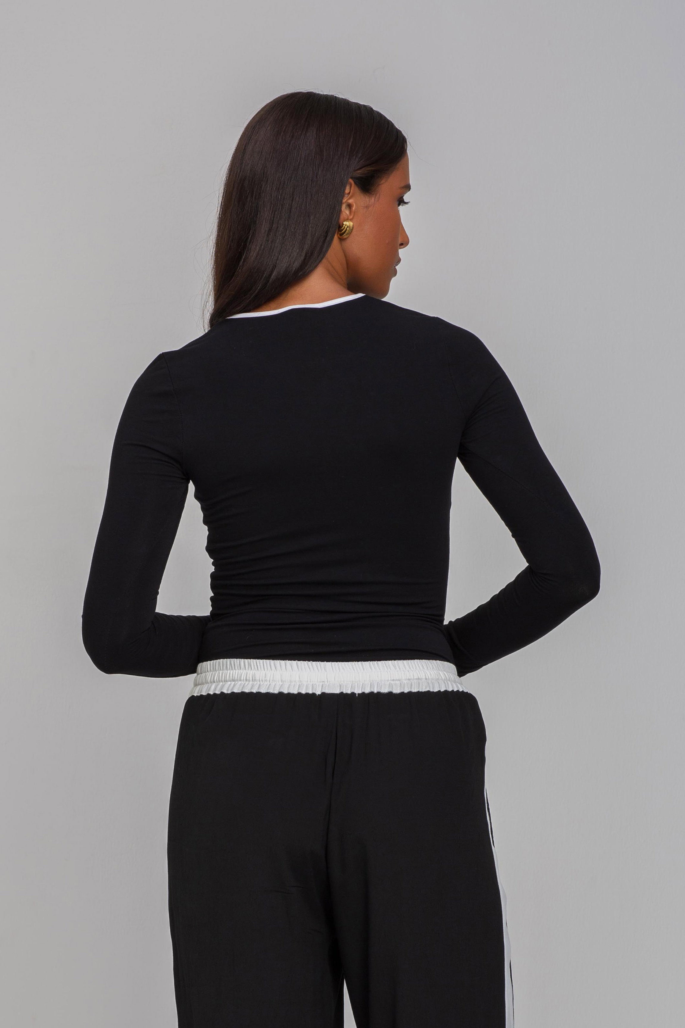 Infinity Top - Black with White Binding
