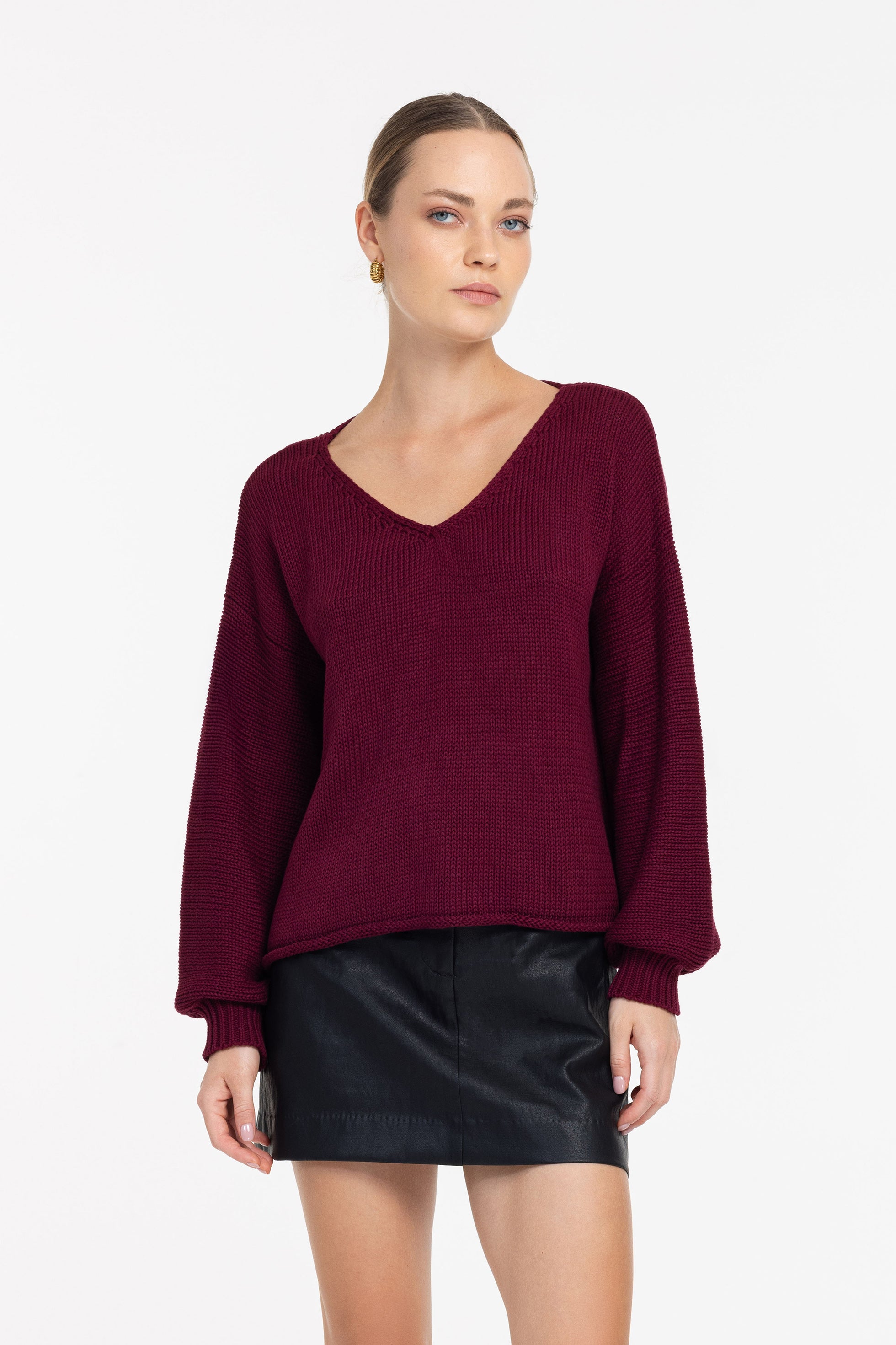 Keep Me Close Sweater - Burgundy