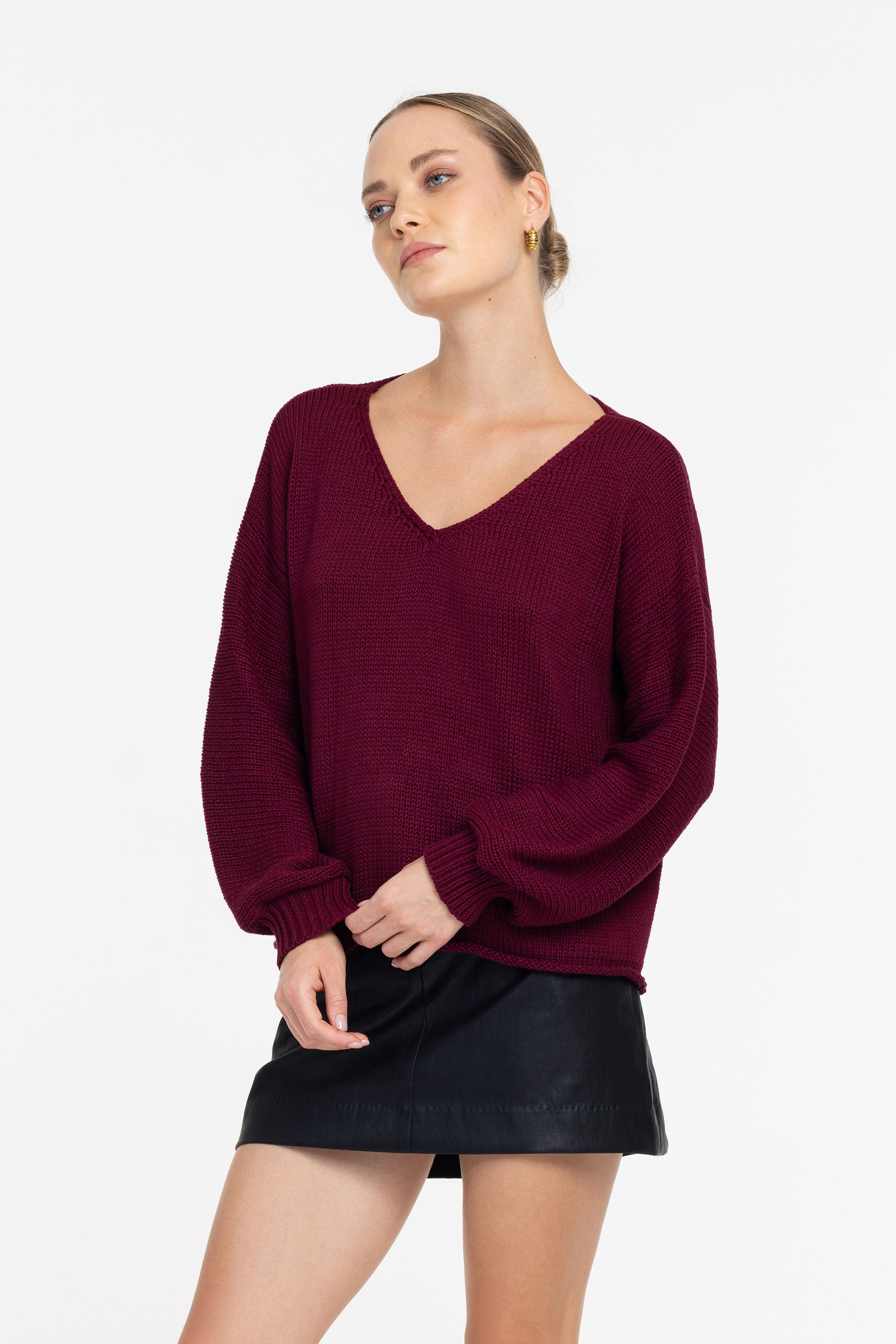 Keep Me Close Sweater - Burgundy