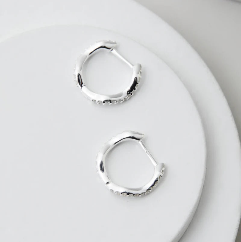 Saint Valentine - Luna Wave Huggies - Silver