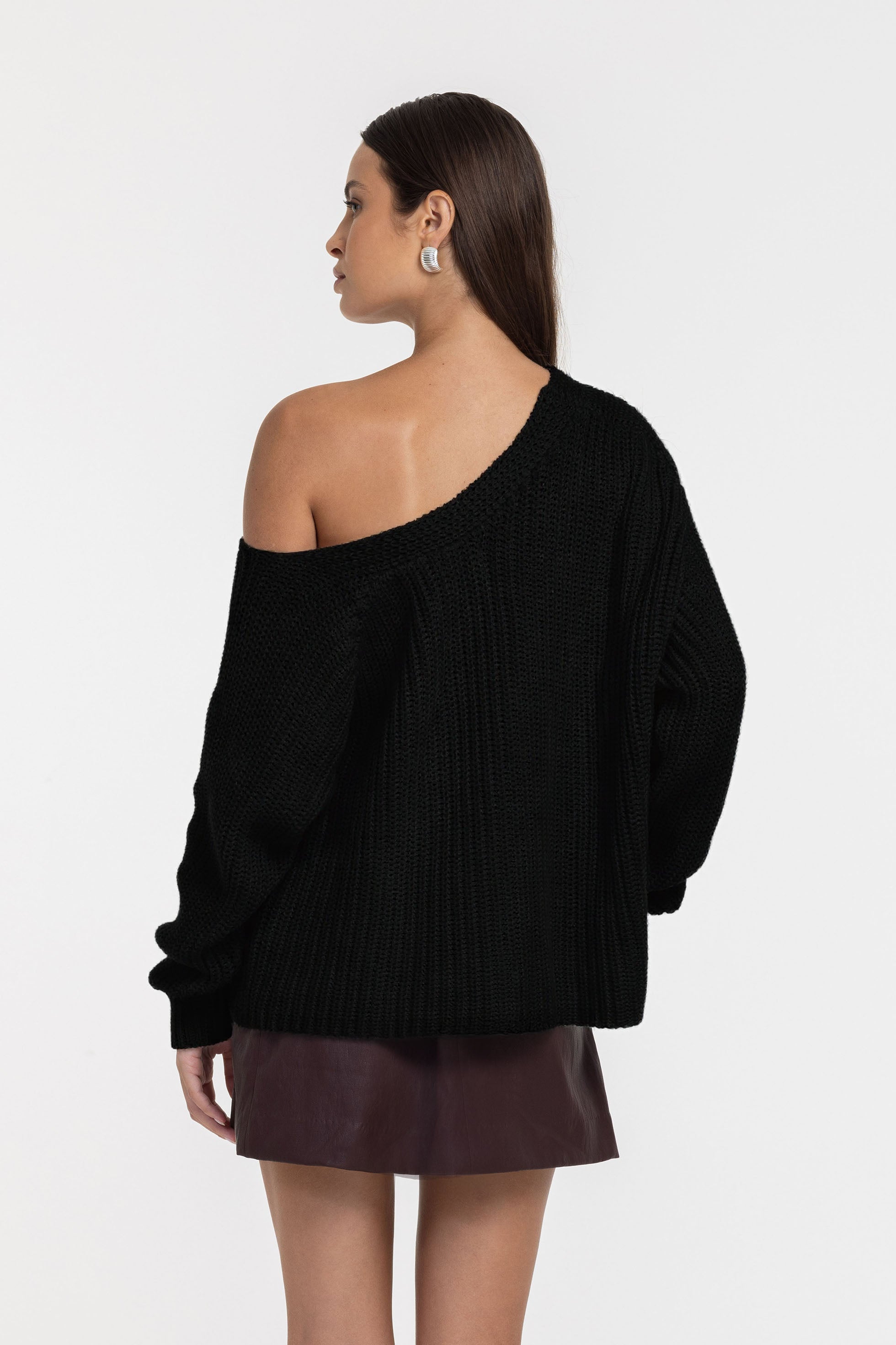 Lean On Me Sweater - Black