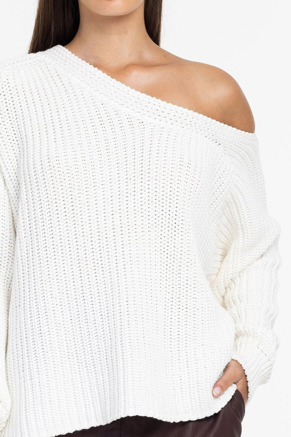 Lean On Me Sweater - White
