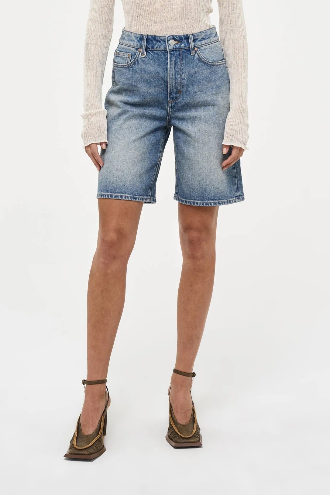 Neuw Phoebe Short - Vision