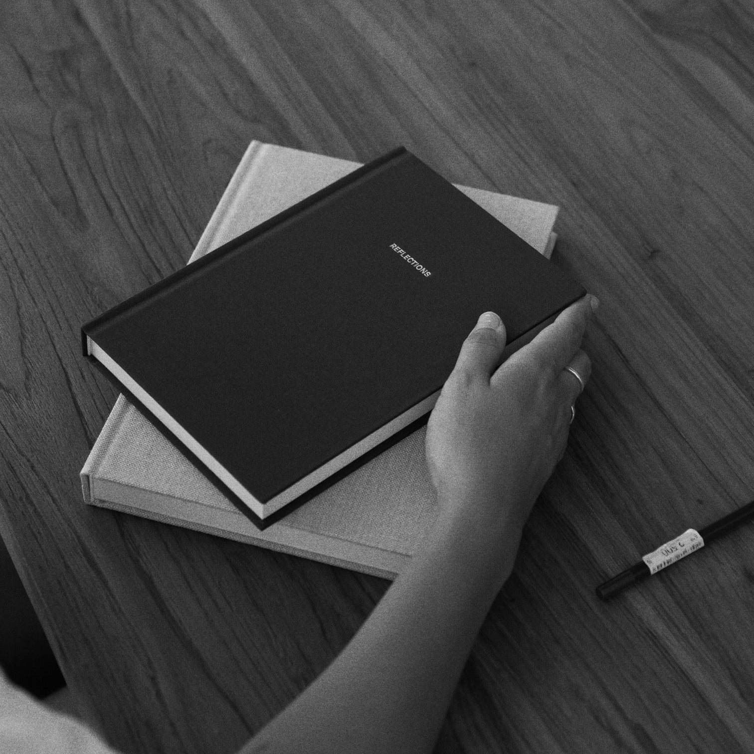 Slō. - Reflections Linen Journal