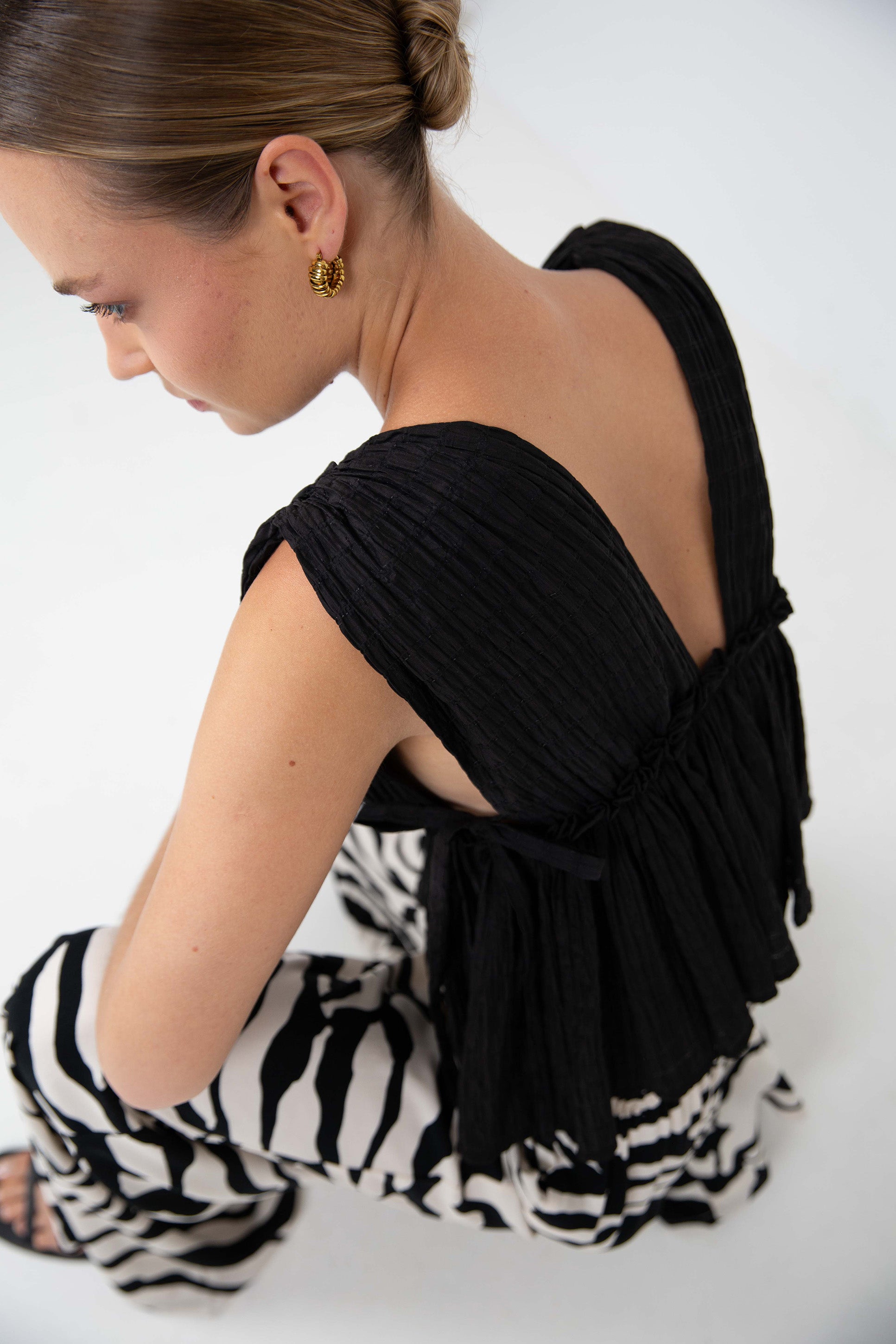 Silent Kiss Top - Black - PRE-ORDER