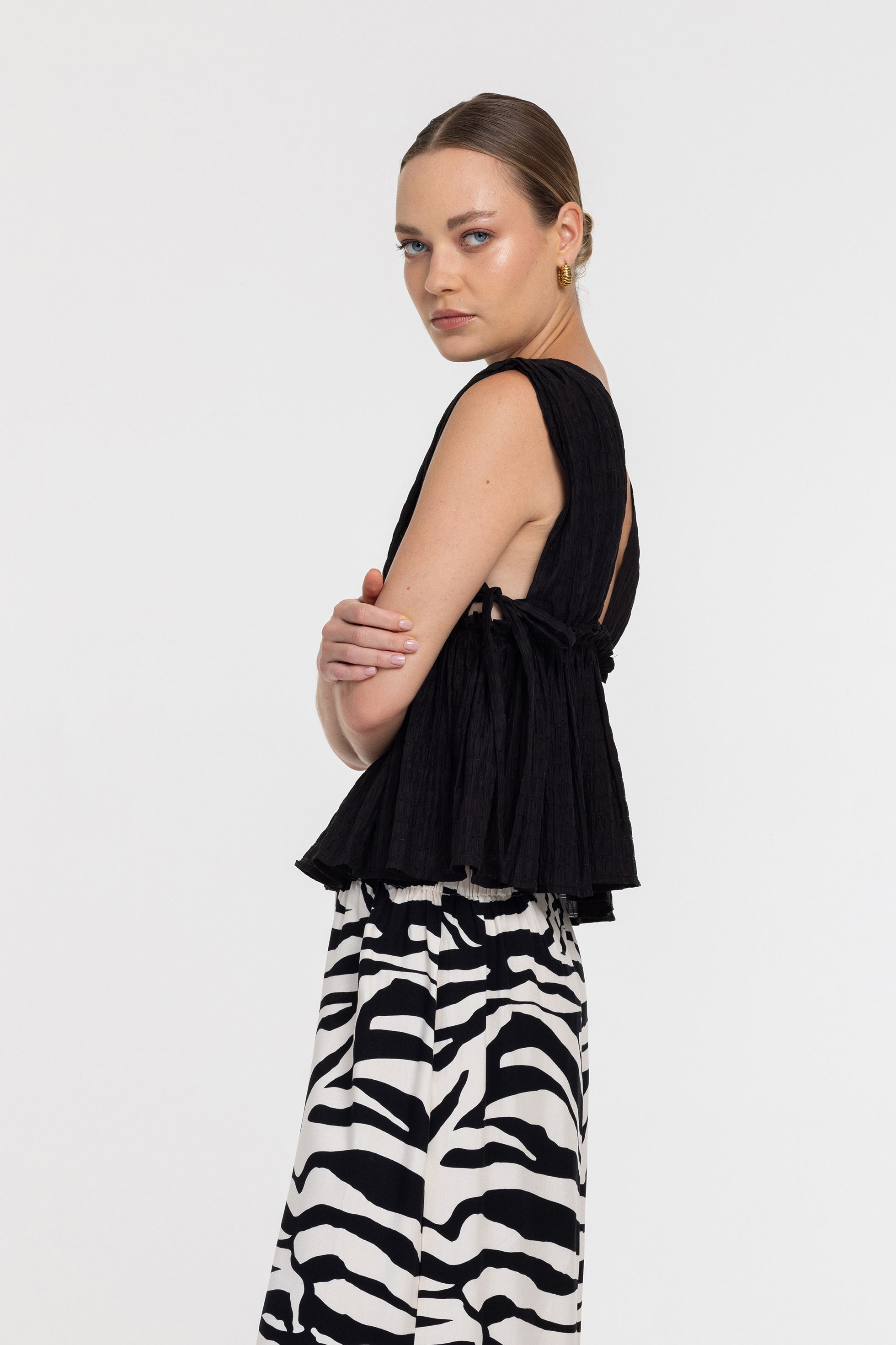 PRE-ORDER Silent Kiss Top - Black