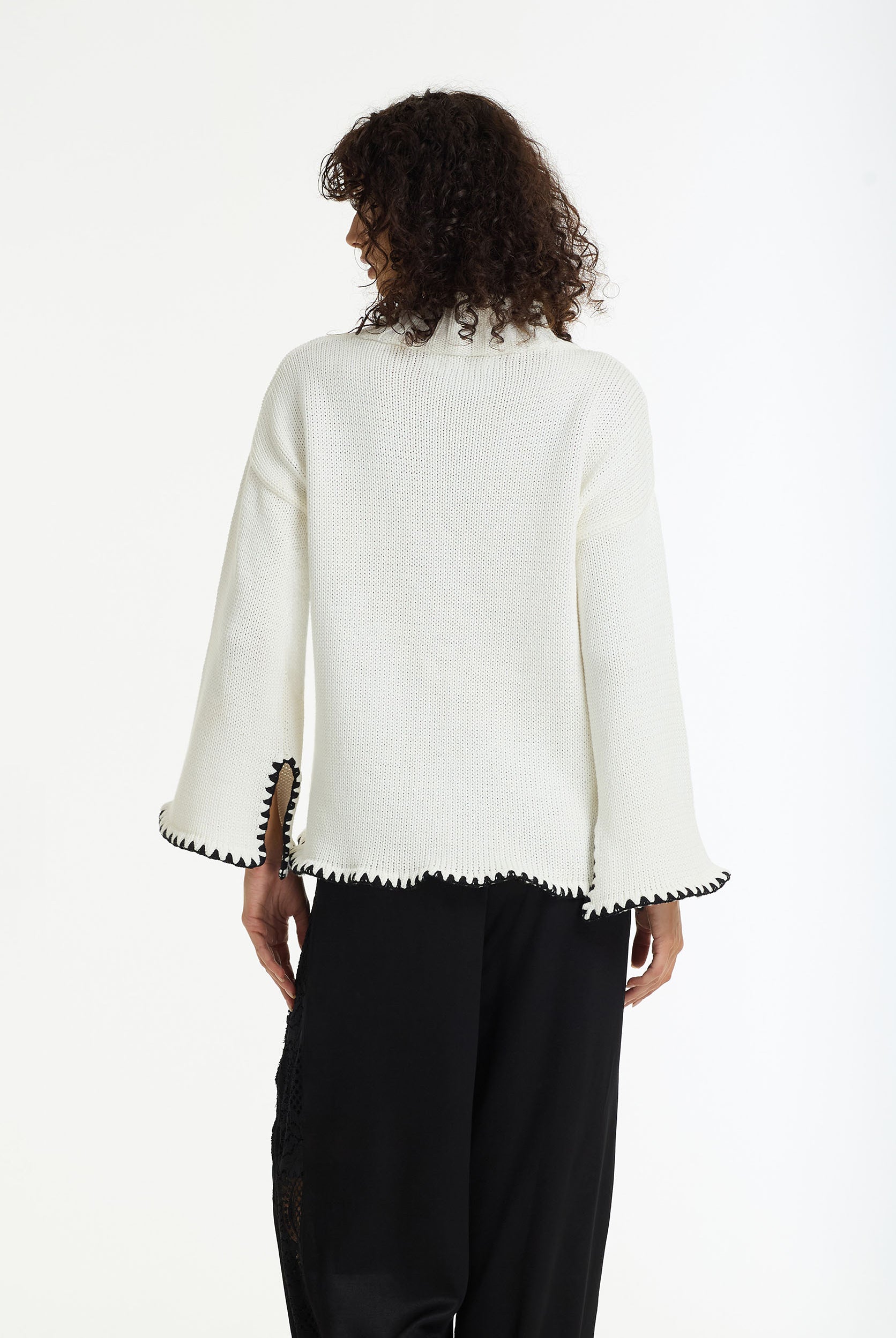 PRE-ORDER Vogue Sweater - White w Black Stitching