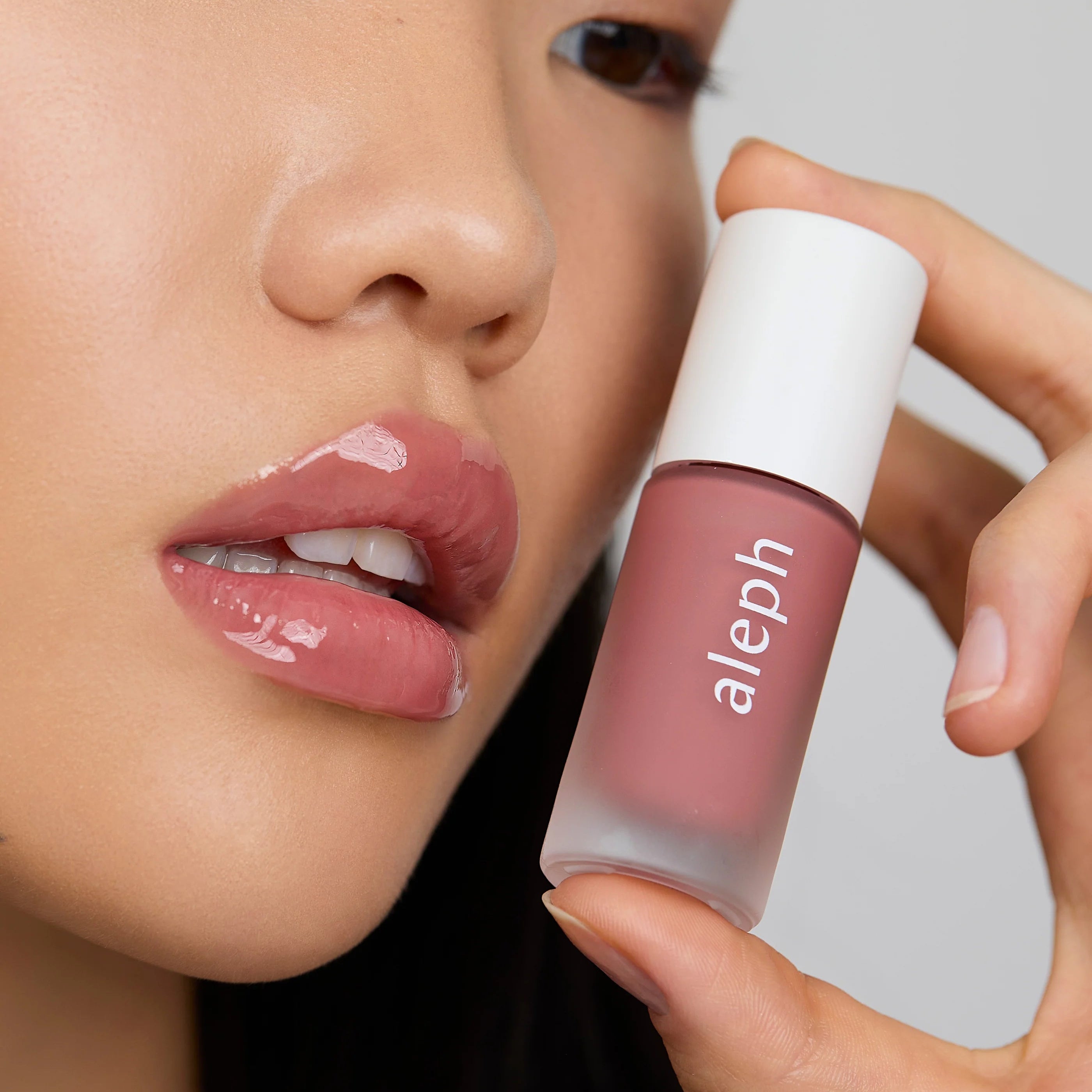 Aleph Aura Gloss - Bare