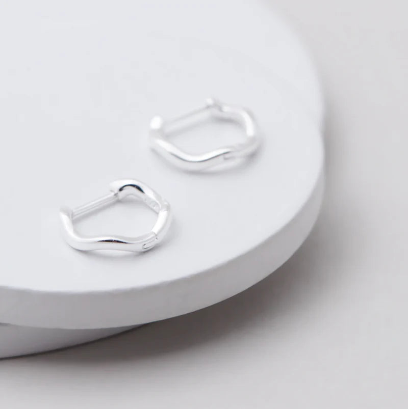 Saint Valentine - Vera Wave Huggies - Silver