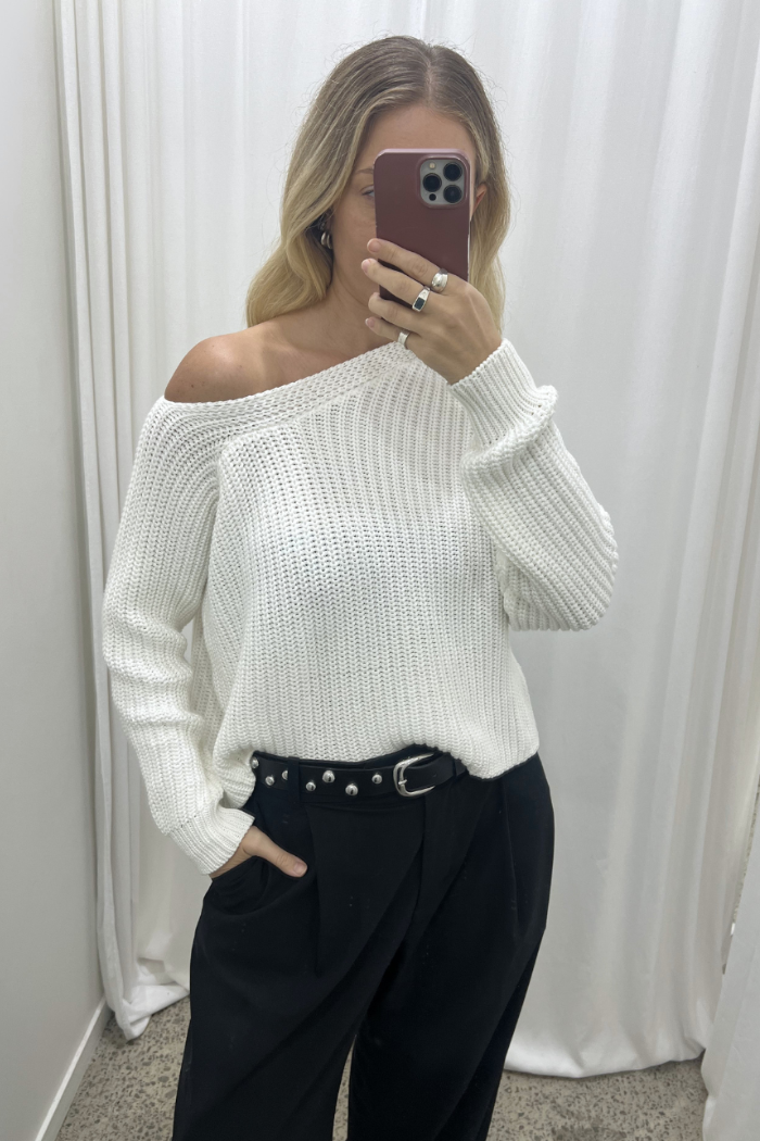 Lean On Me Sweater - White