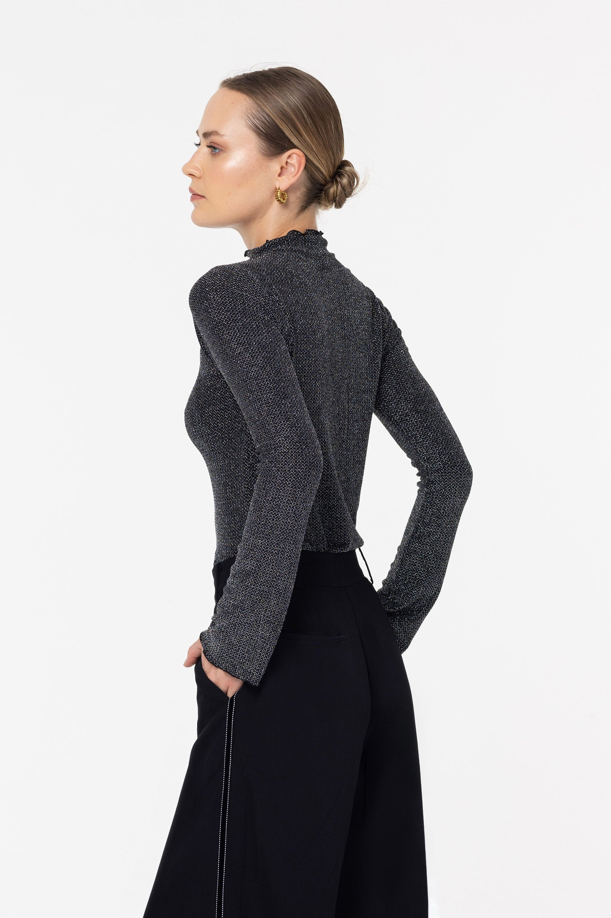 A Little Bit More Top - Black/Silver Lurex