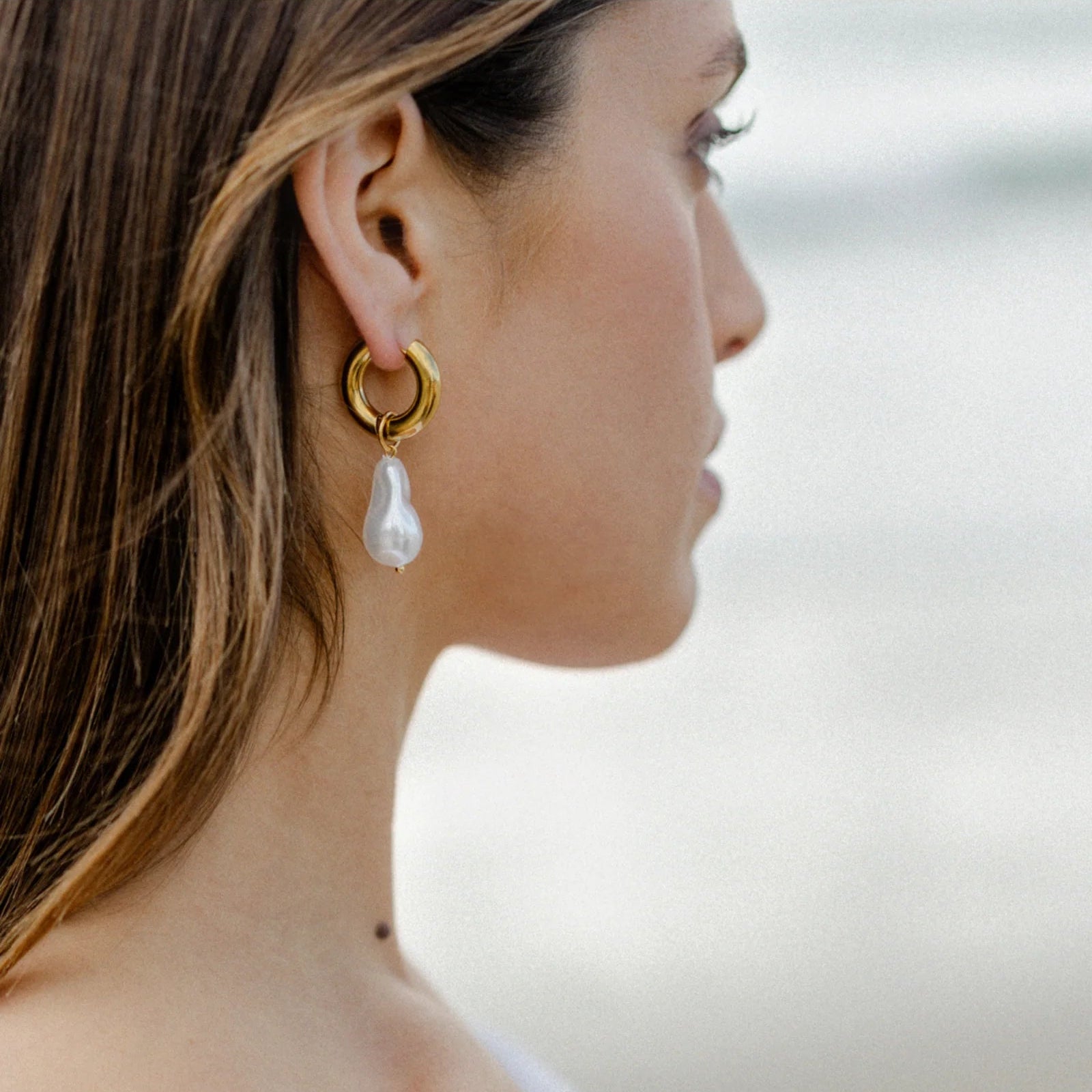 Castel & Co - Pearl Earrings - Gold