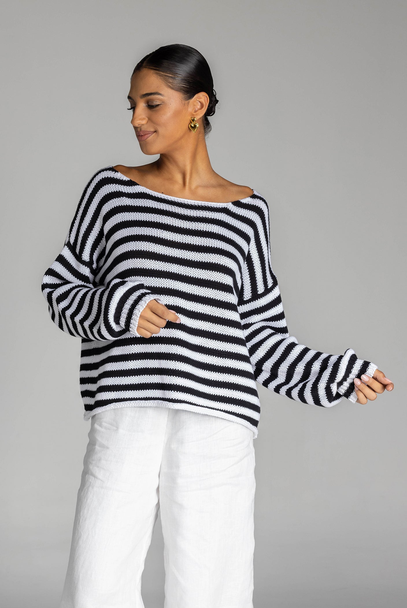 Close Sweater - Black and White Stripe