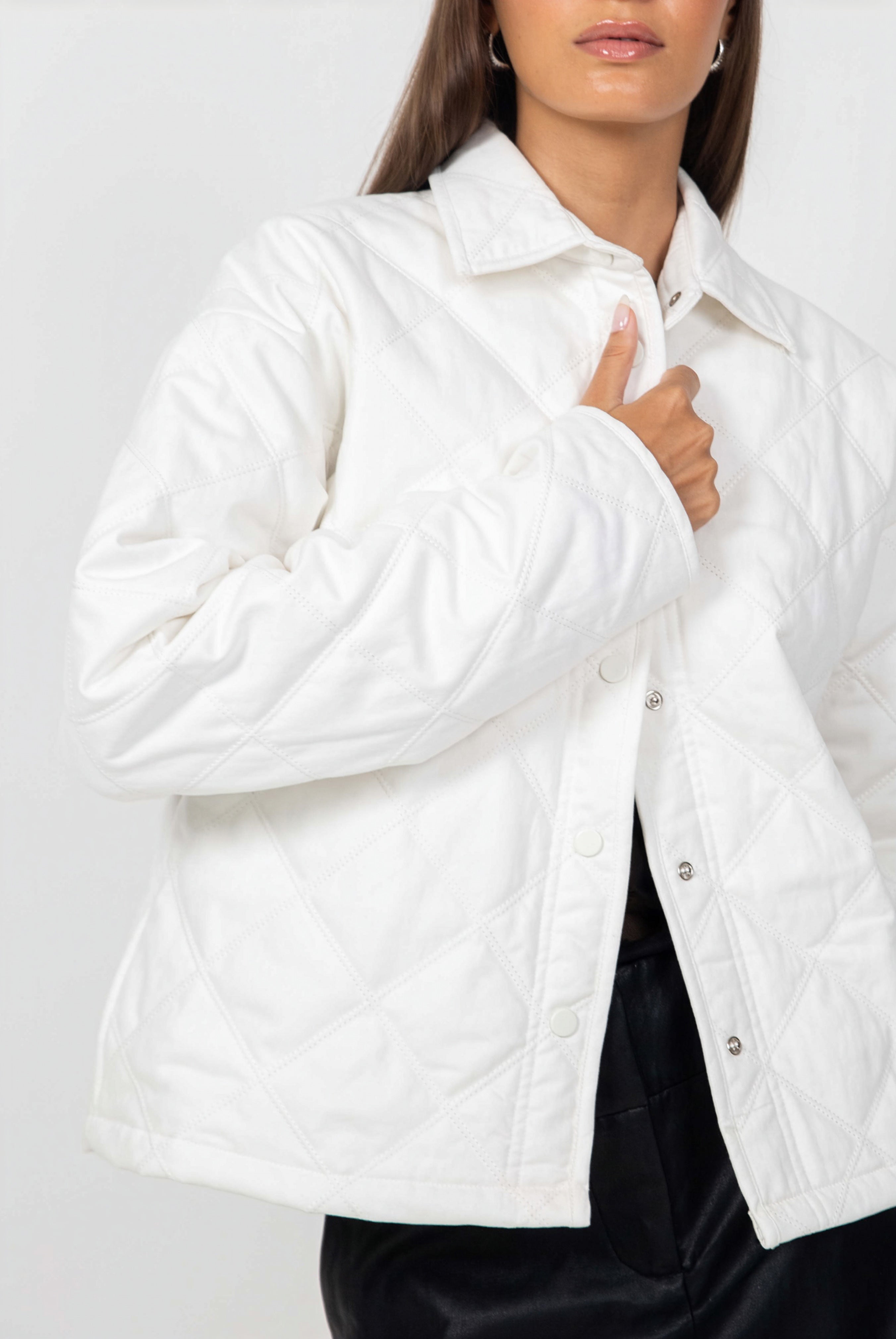 Cropped Frozen Embrace Jacket - White