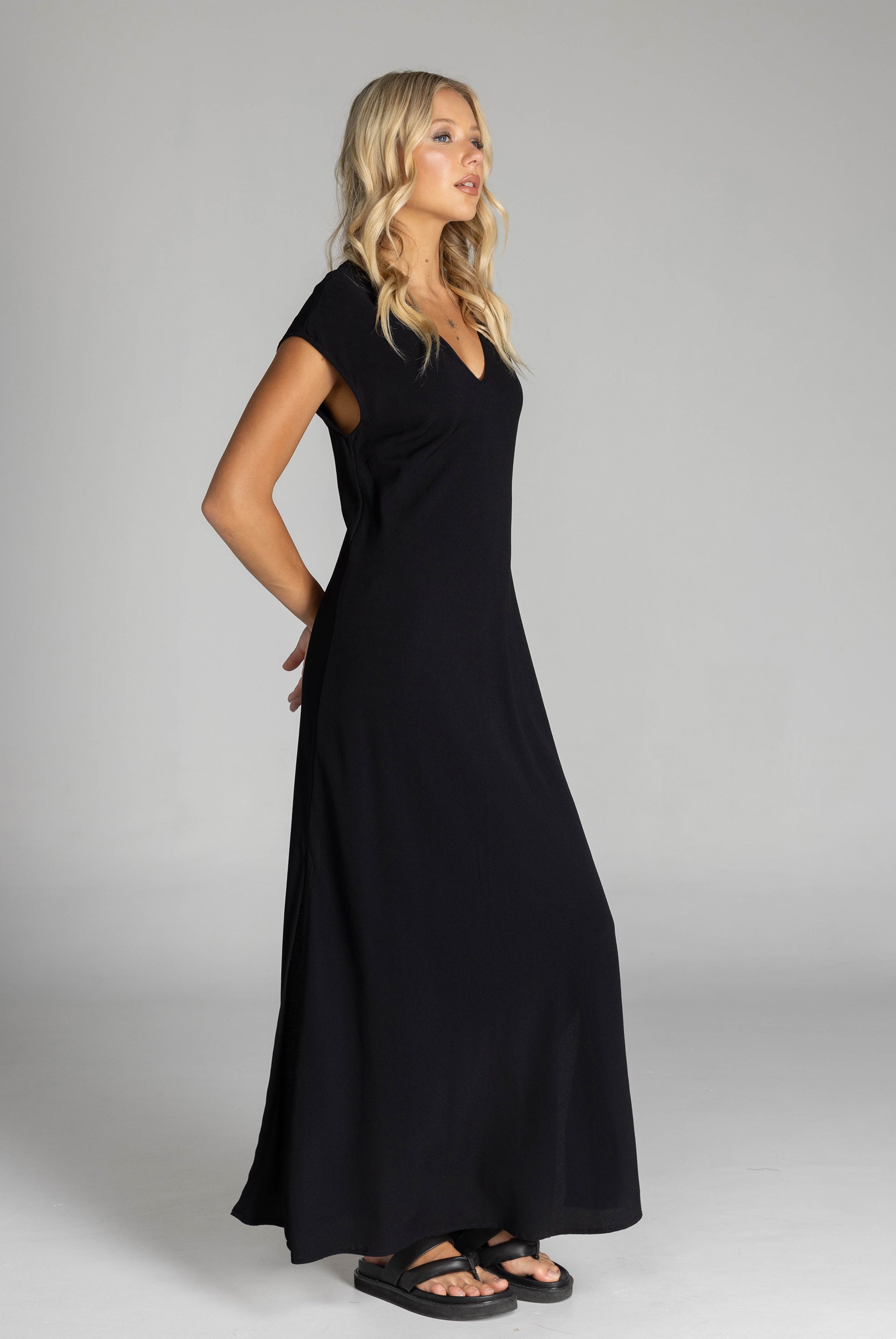 Deep In My Heart Dress - Black