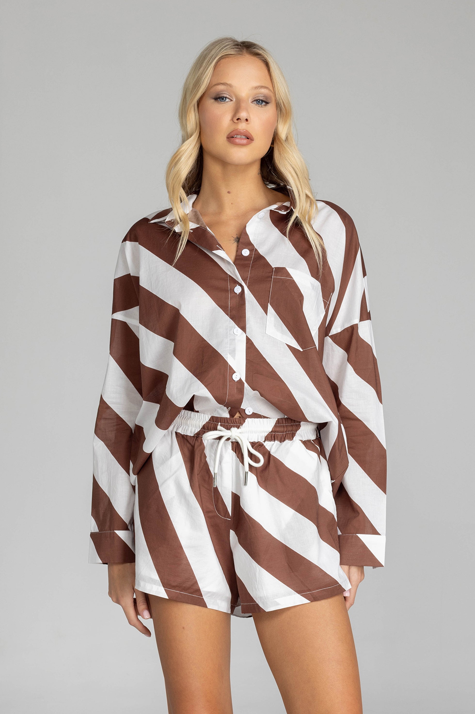 Defiant Shirt - Chocolate/White Diagonal Stripe