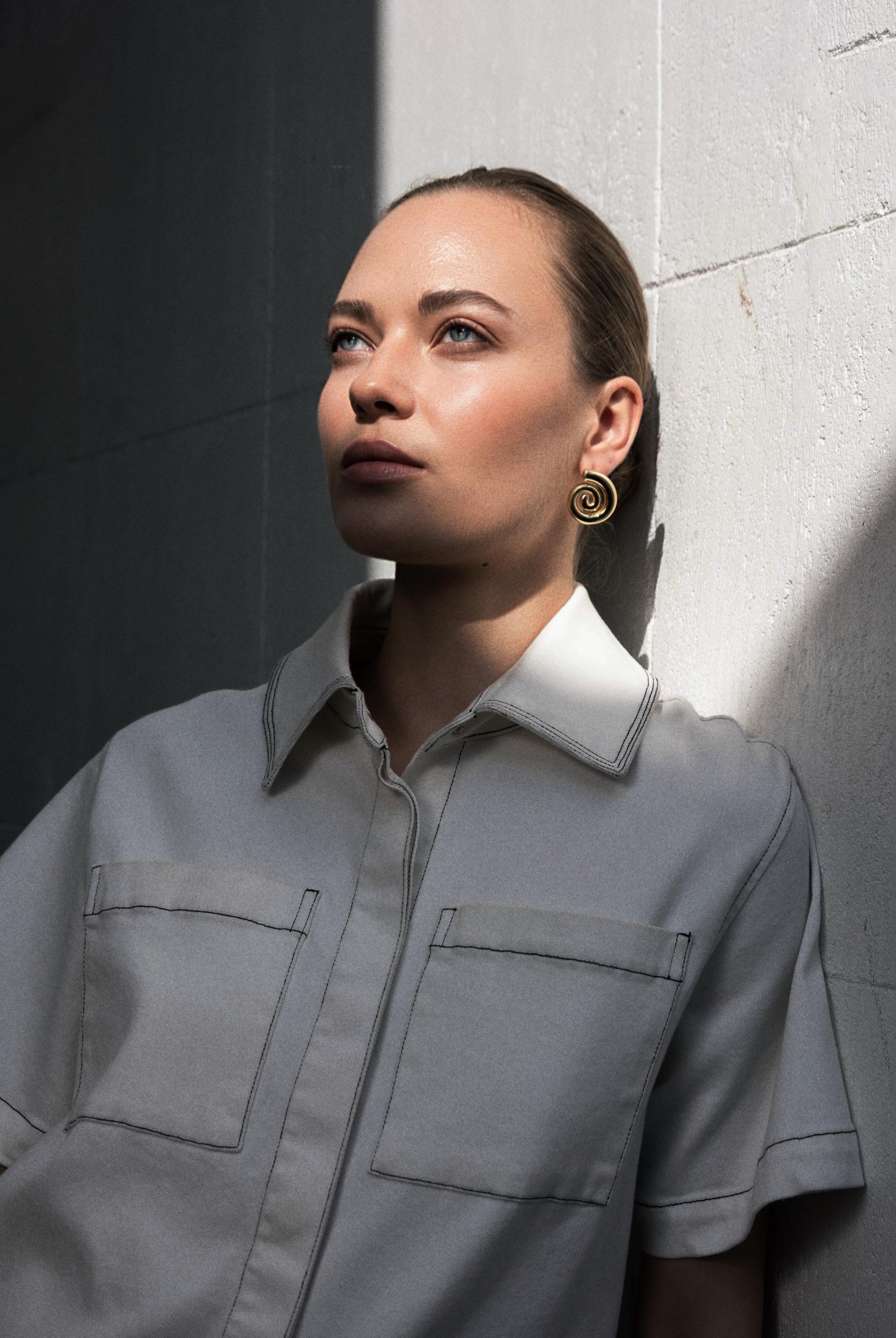 Edwin Shirt - Off White with Black Stitching