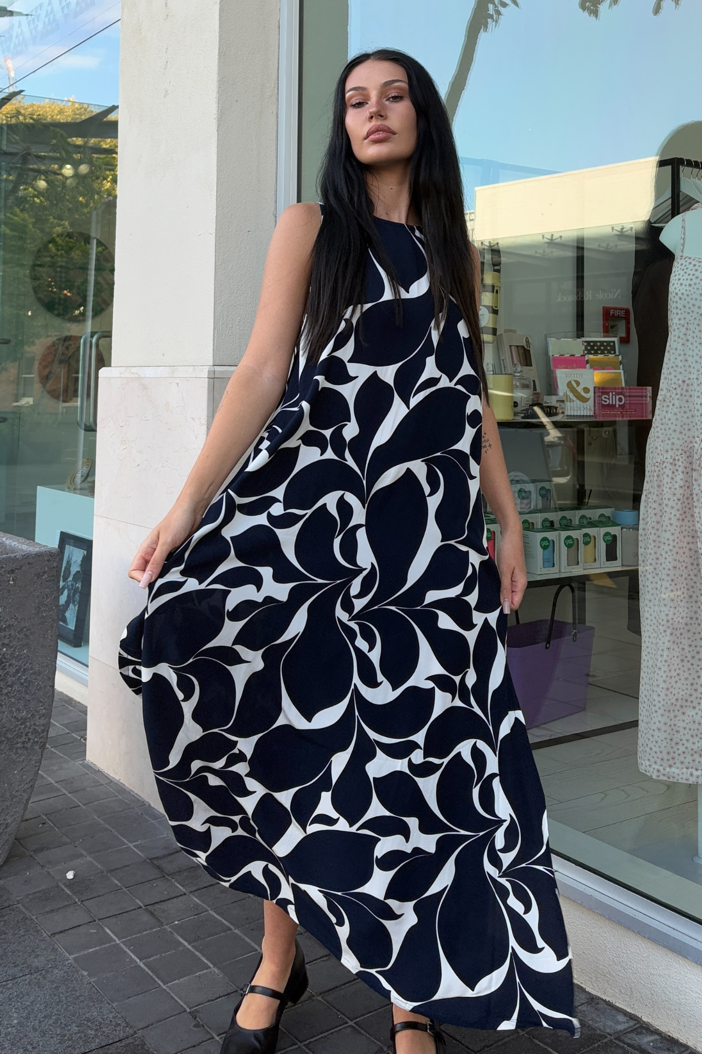 S25/50663 Finally Here Dress - Blue/White Floral Print