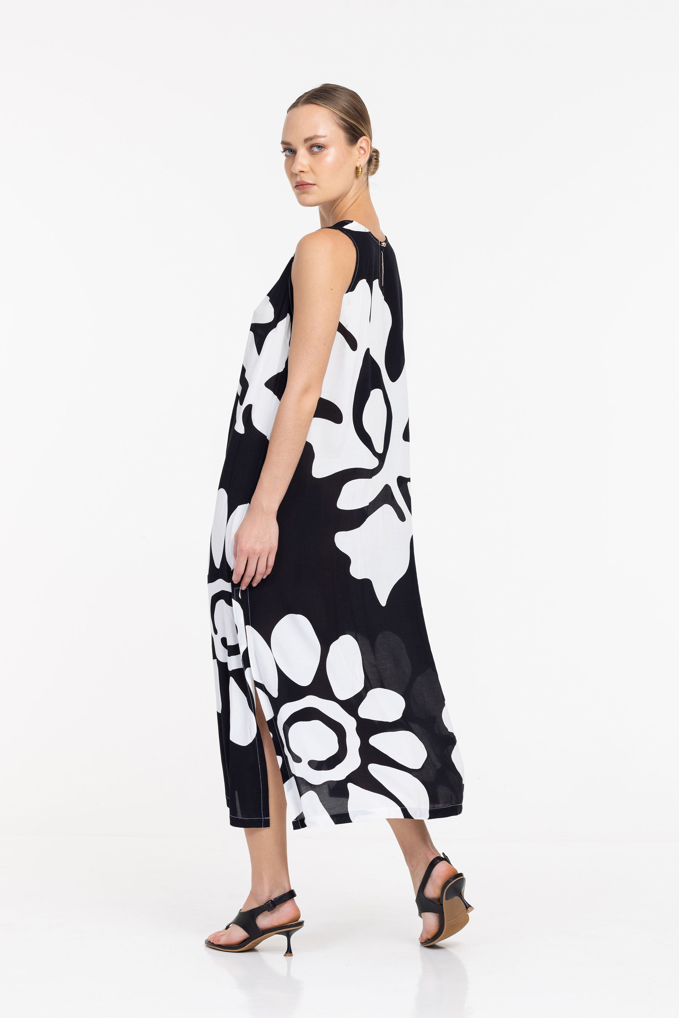 Finally Here Dress - Exclusive Black/White Flower Print