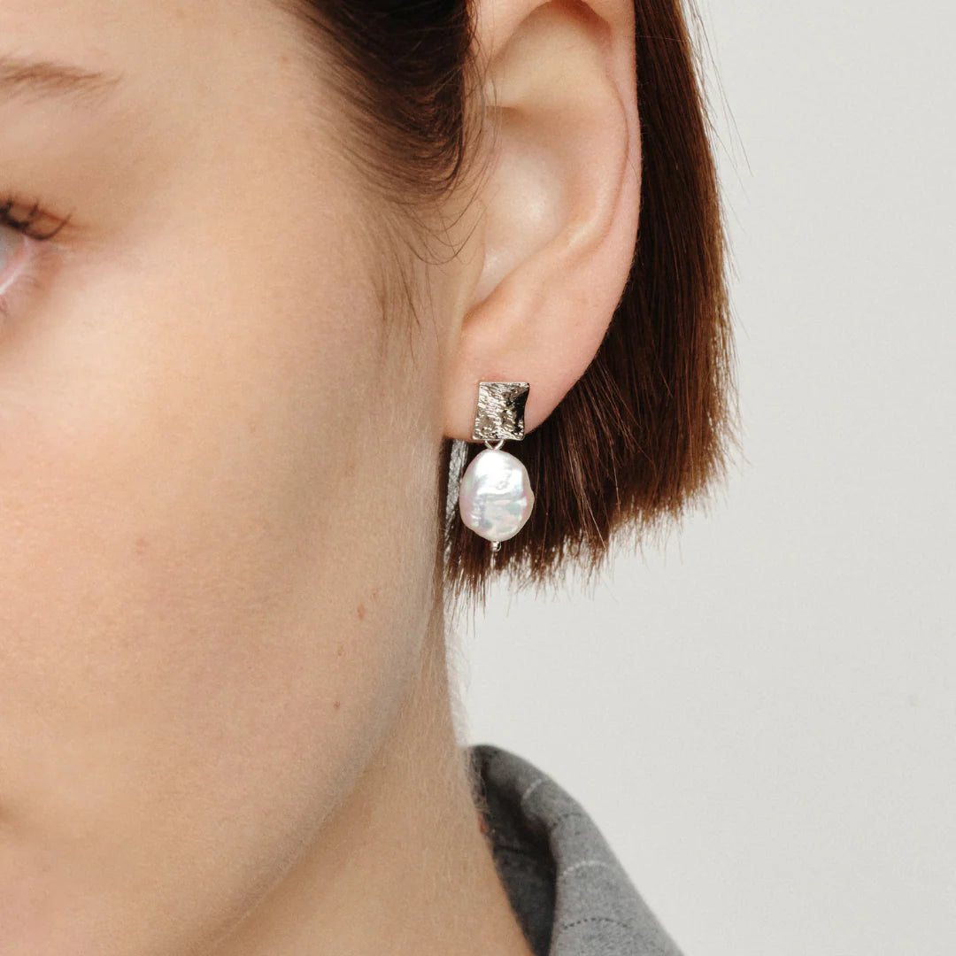 GIMME - Florence Pearl Drop Earrings - Silver