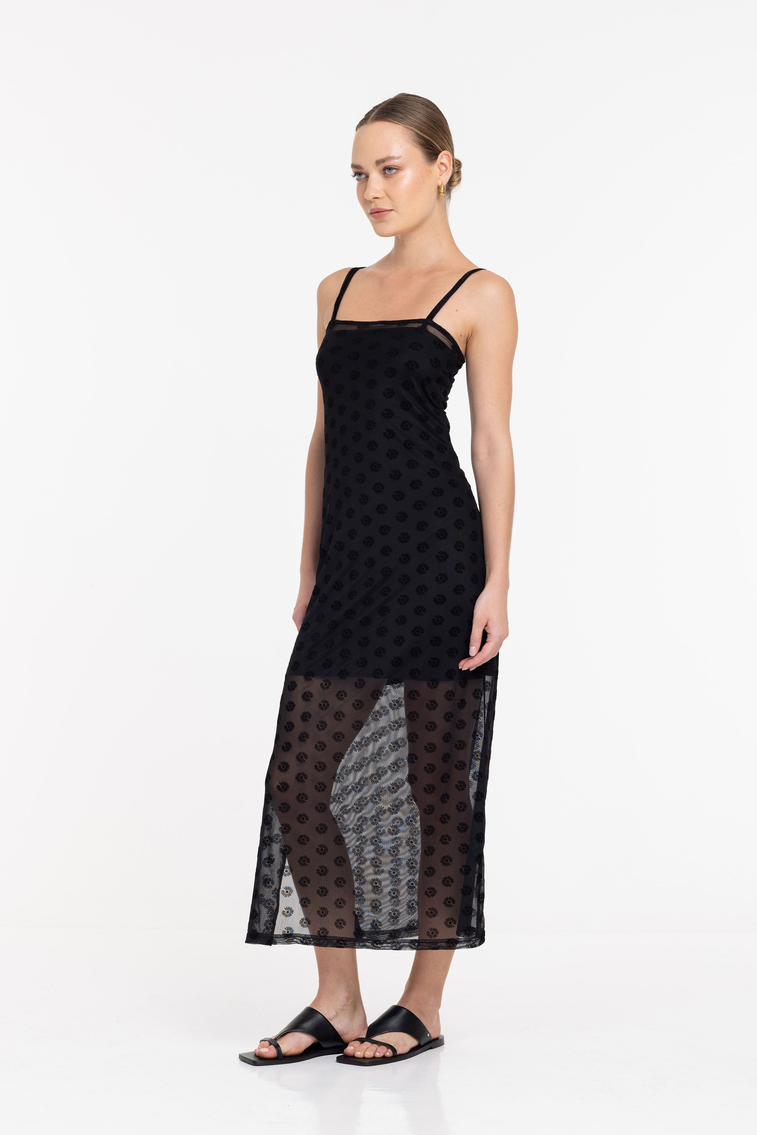 H26/50913 Gigi Bandeau Dress - Black Daisy