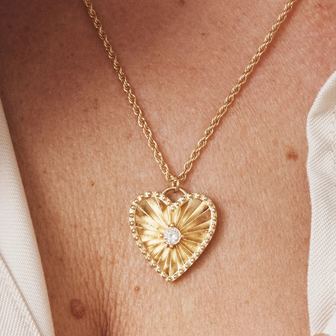 Gimme - Sophie Heart Pendant Necklace - Gold