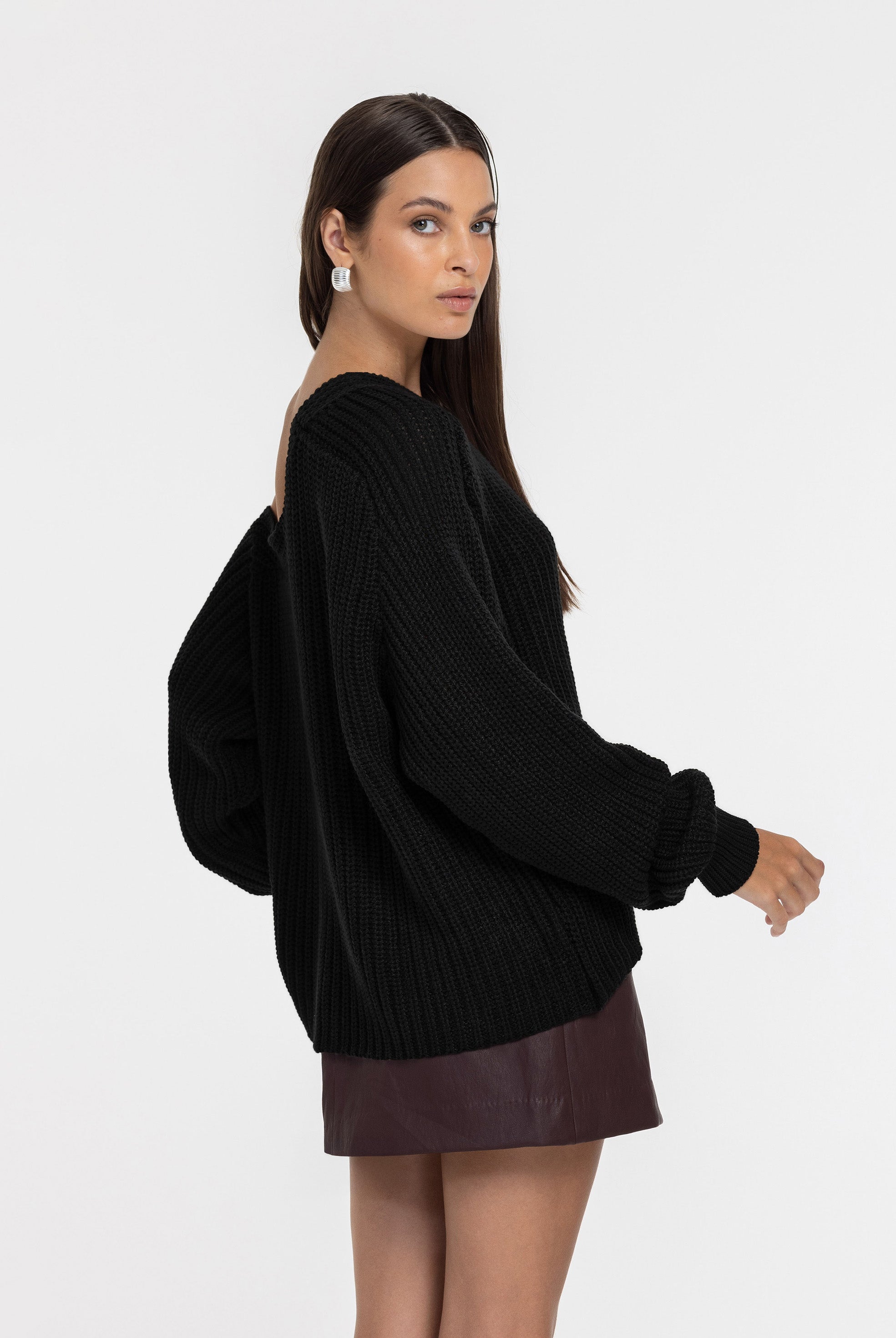 Lean On Me Sweater - Black