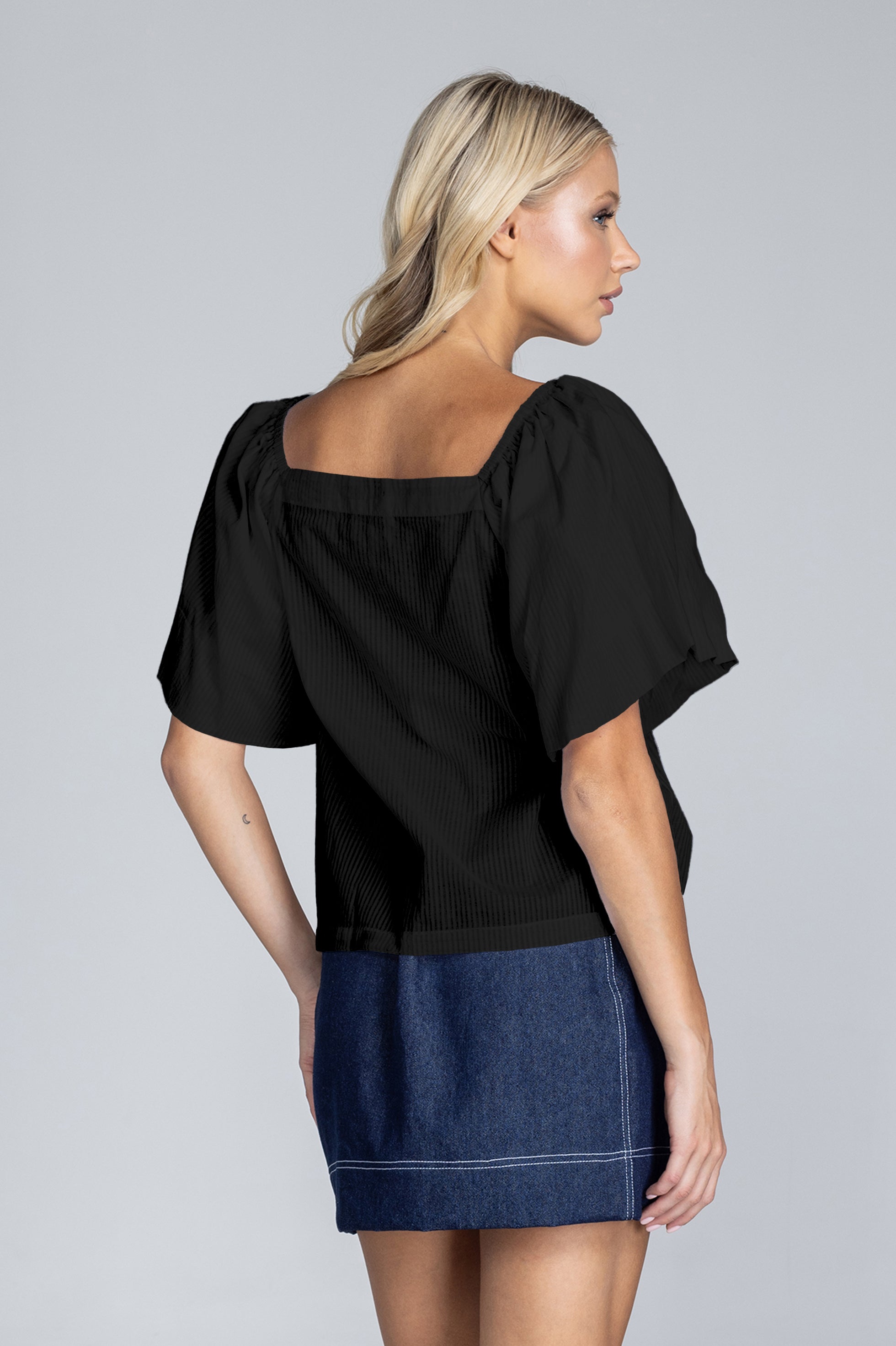 Love Me A Little Top - Black