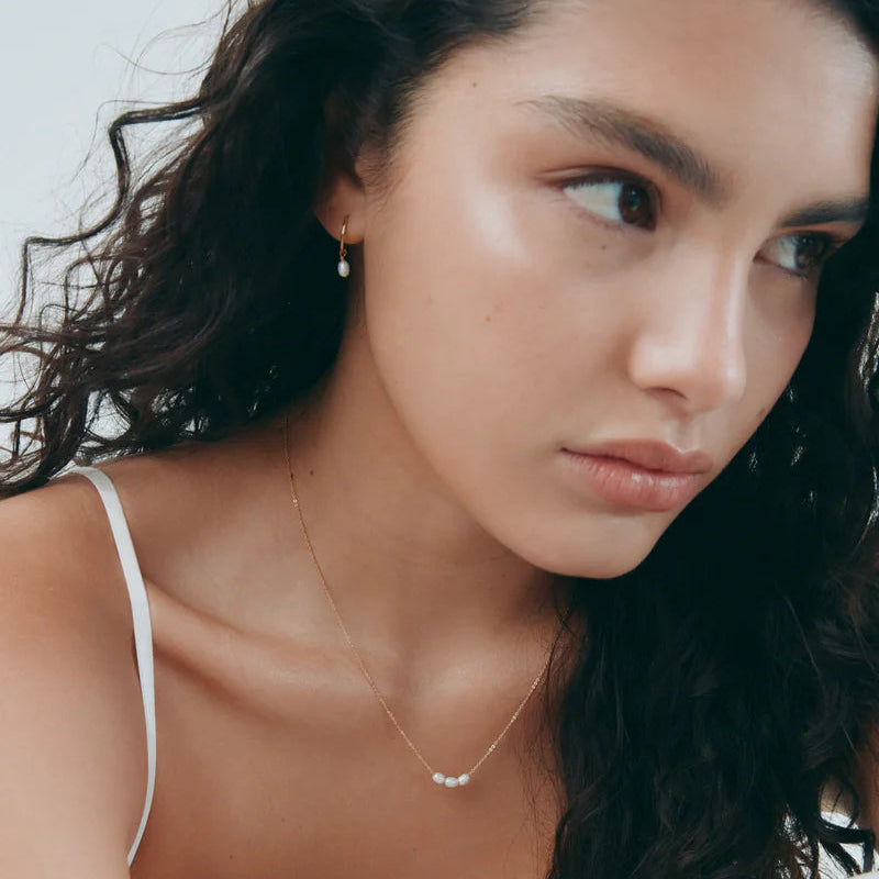 Saint Valentine - Mini Pearl Hoops - Gold