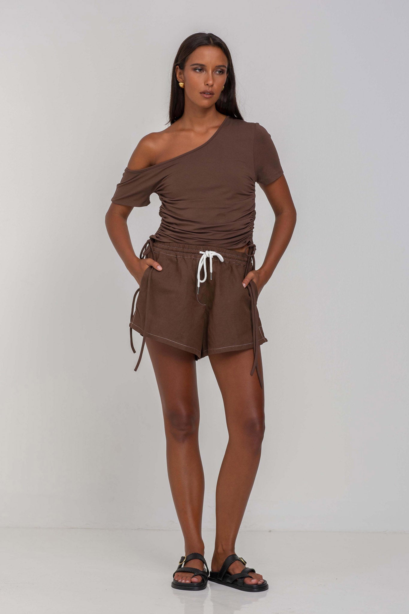 Luca Short - Chocolate with White Topstitching