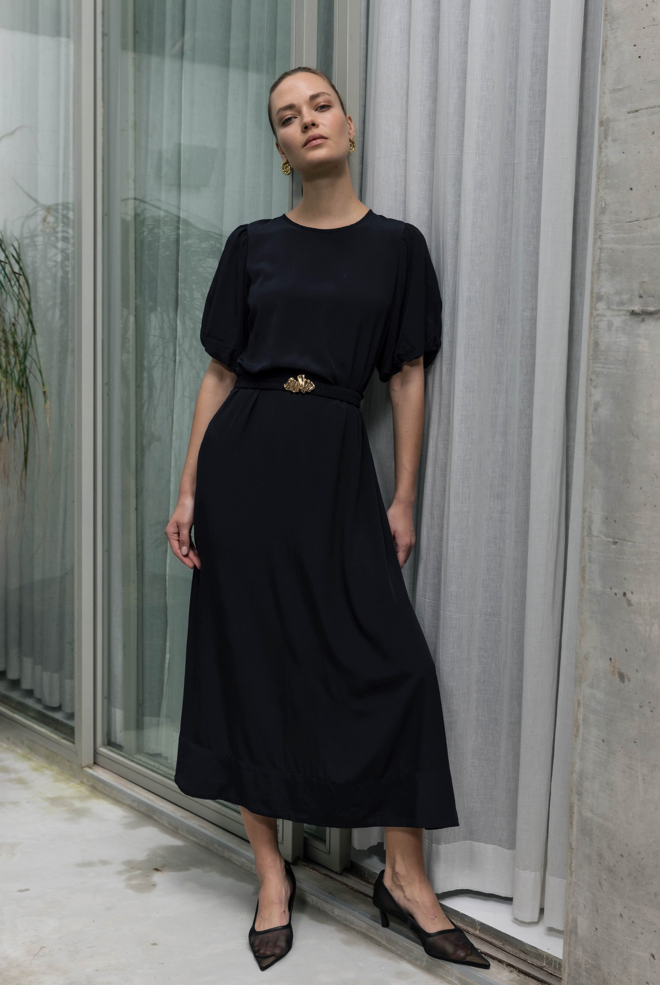 Quiet Love Dress - Black